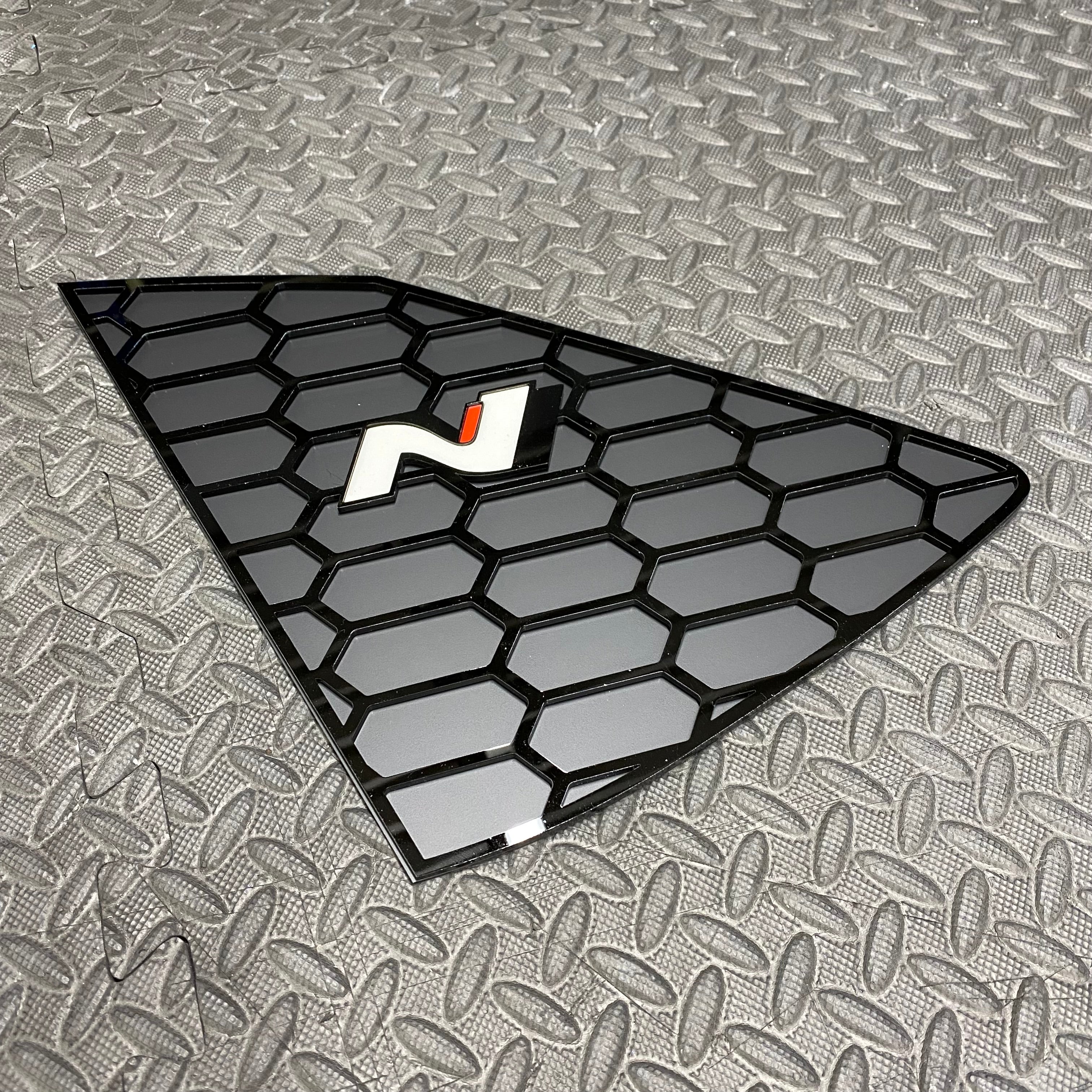 Hyundai i20 – Einsätze für hintere Seitenfenster (Paar)