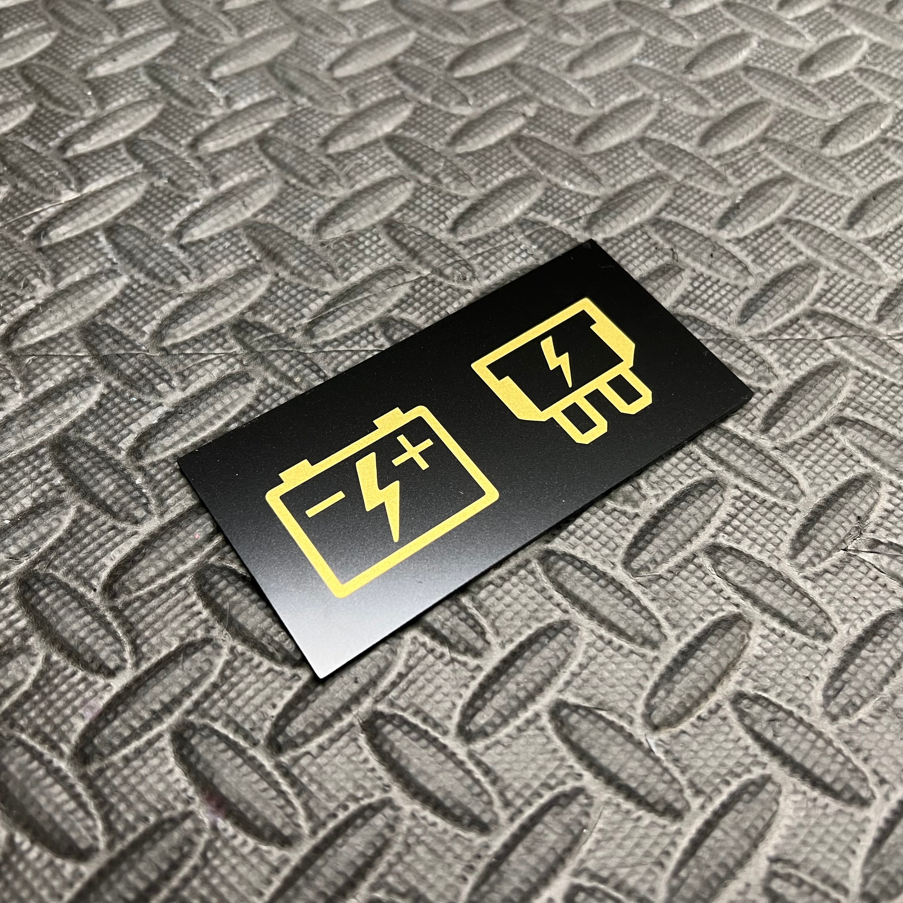 Vinyl-Aufkleber-Set für Batterien und Sicherungen