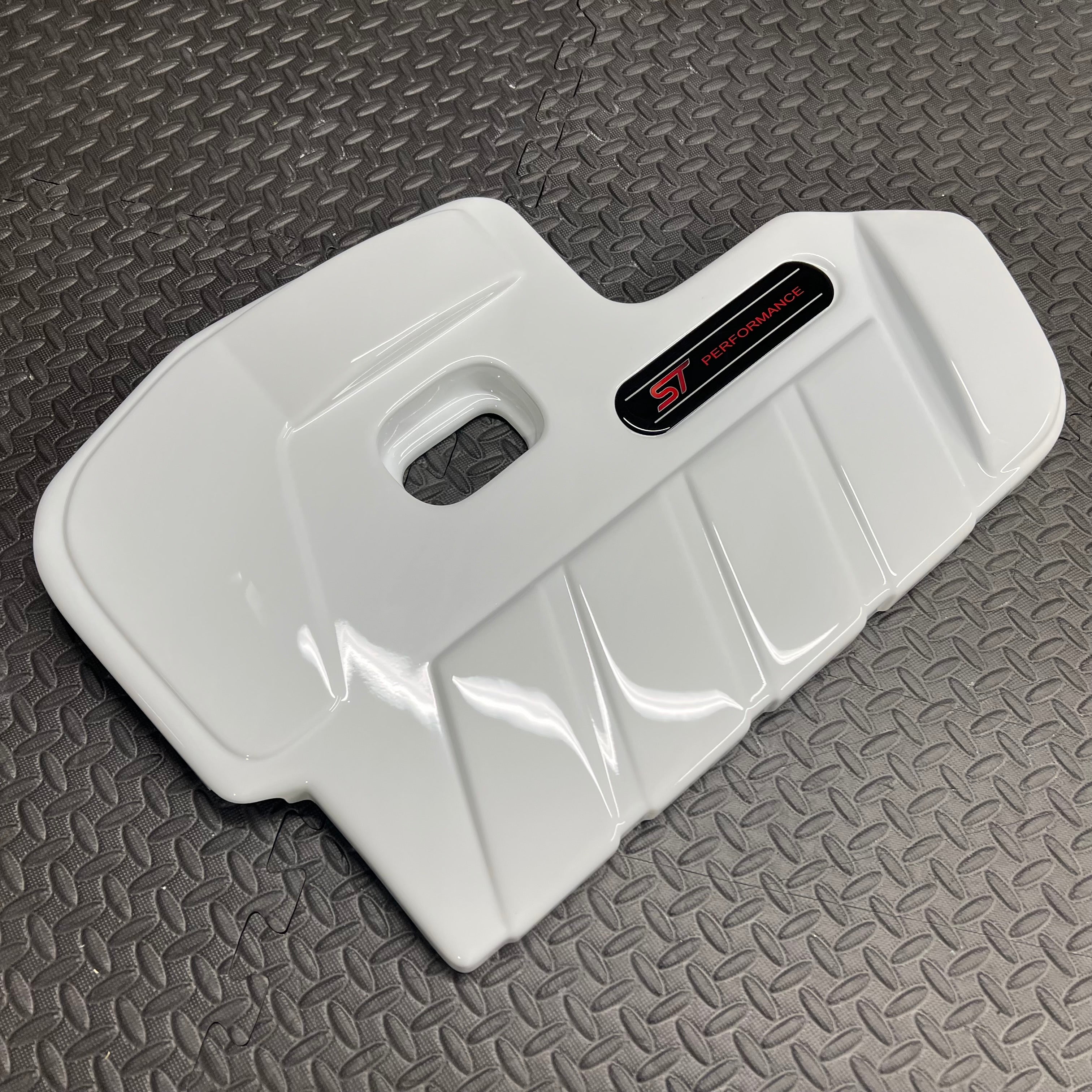 Proform-Motorabdeckung – MK4/4.5 Focus ST Benzin (lackierte Ausführungen)