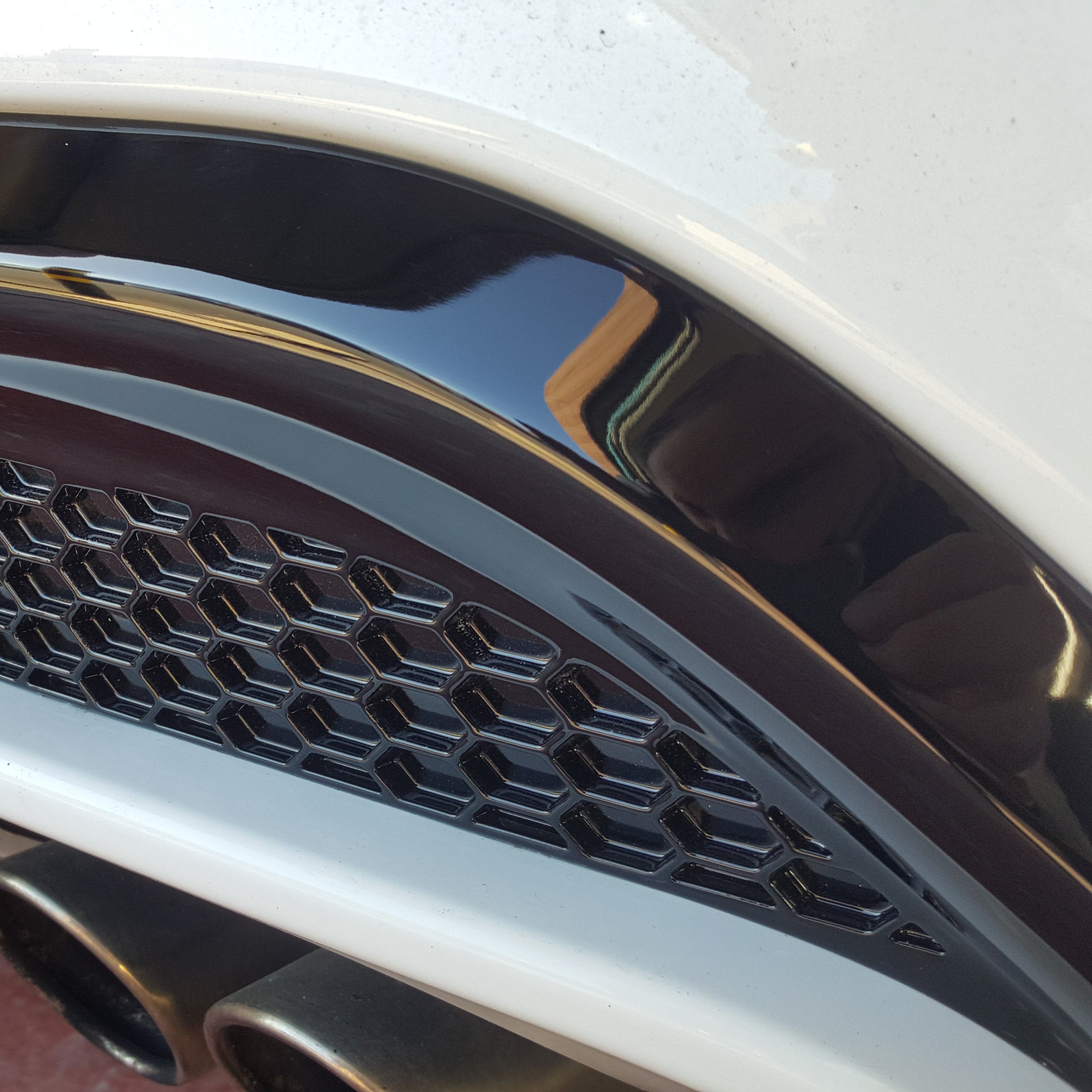 Genuine Ford Mk7.5 Ford Fiesta ST180/ST200 Rear Upper Diffuser - Gloss Black Painted