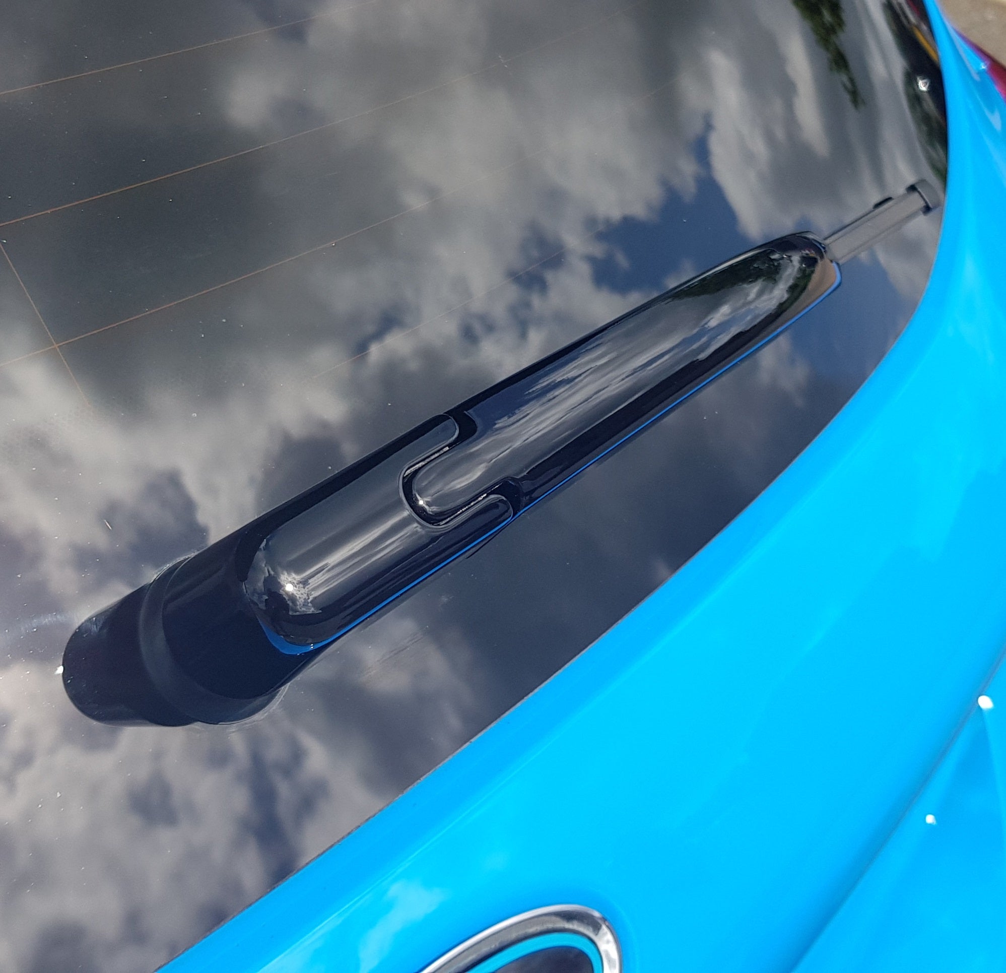 Rear Windscreen Wiper Painting Service