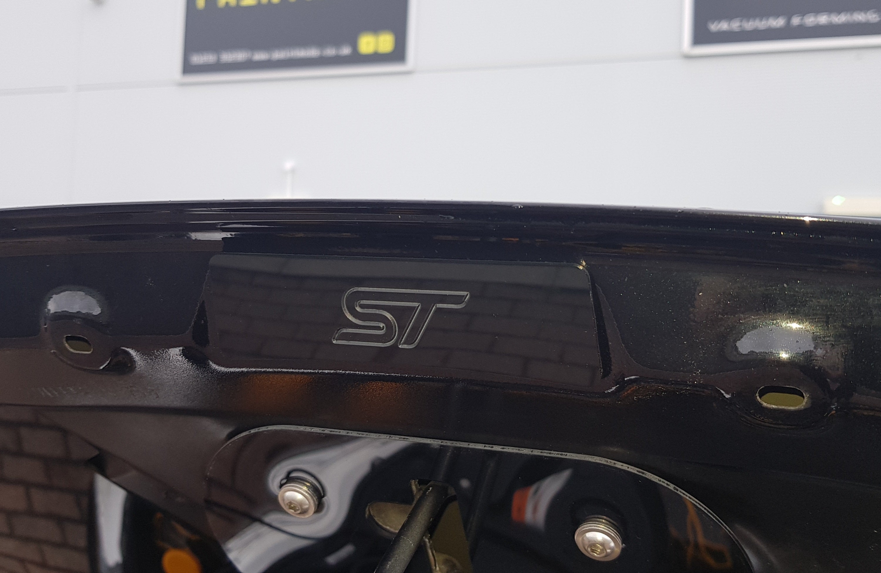 Proform Engraved Under Bonnet Finishing Plate Mk7.5 Fiesta
