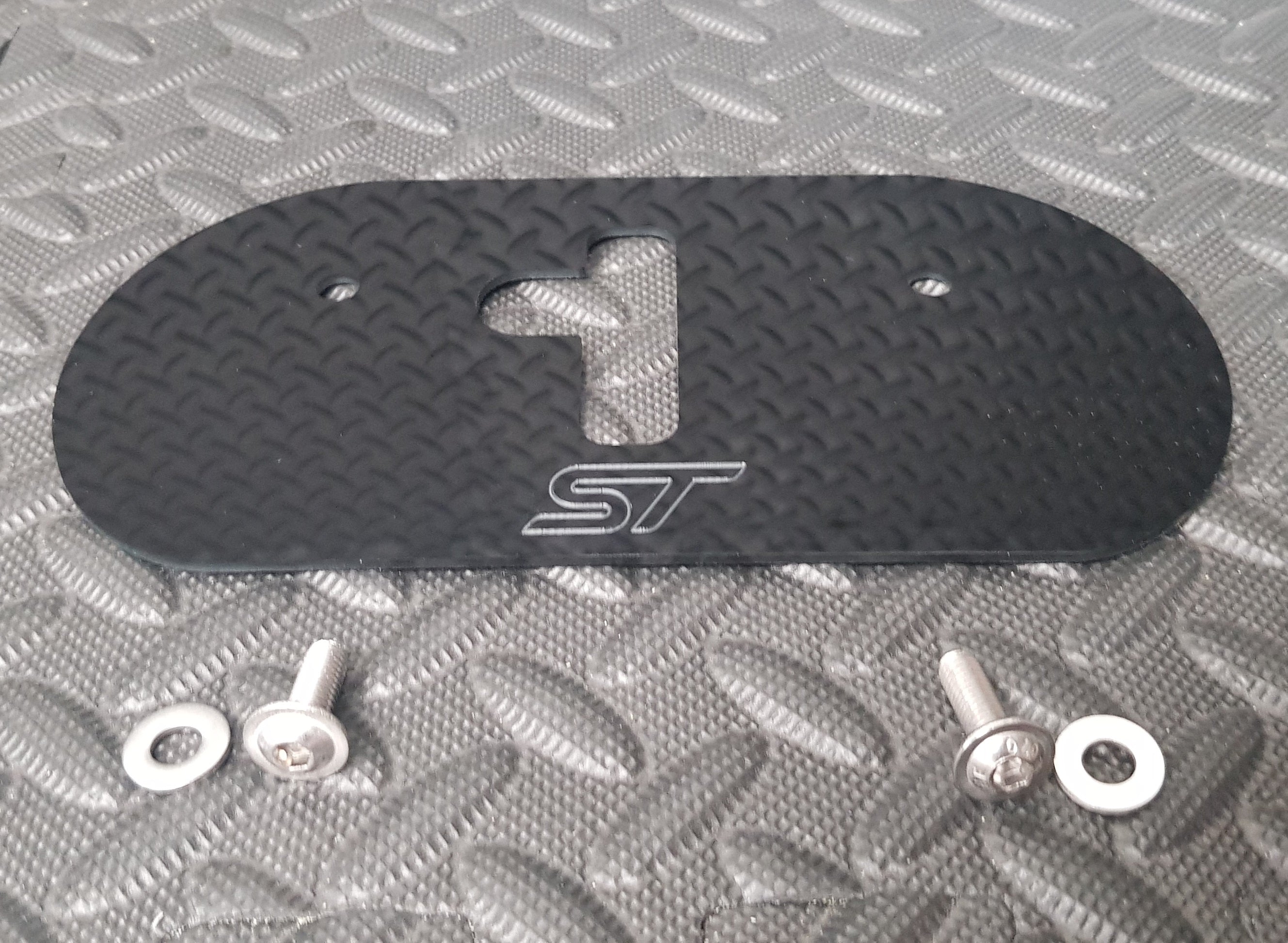 UPPER BONNET CATCH PLATE | FIESTA MK7.5 UPPER BONNET CATCH PLATE | FIESTA MK7.5