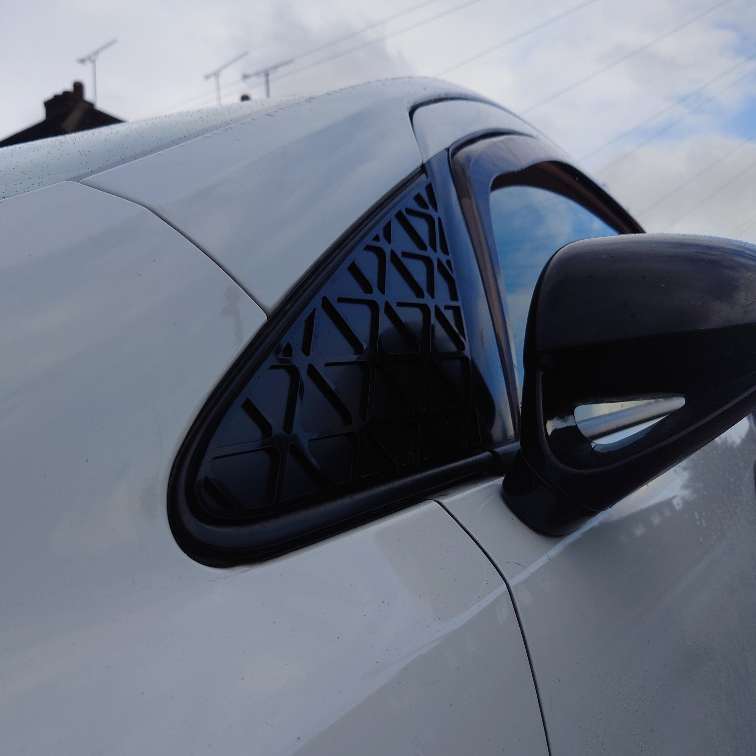 Vauxhall / Opel Corsa D / E (inkl. VXR OPC) Einsätze für vordere Seitenfenster (Paar)
