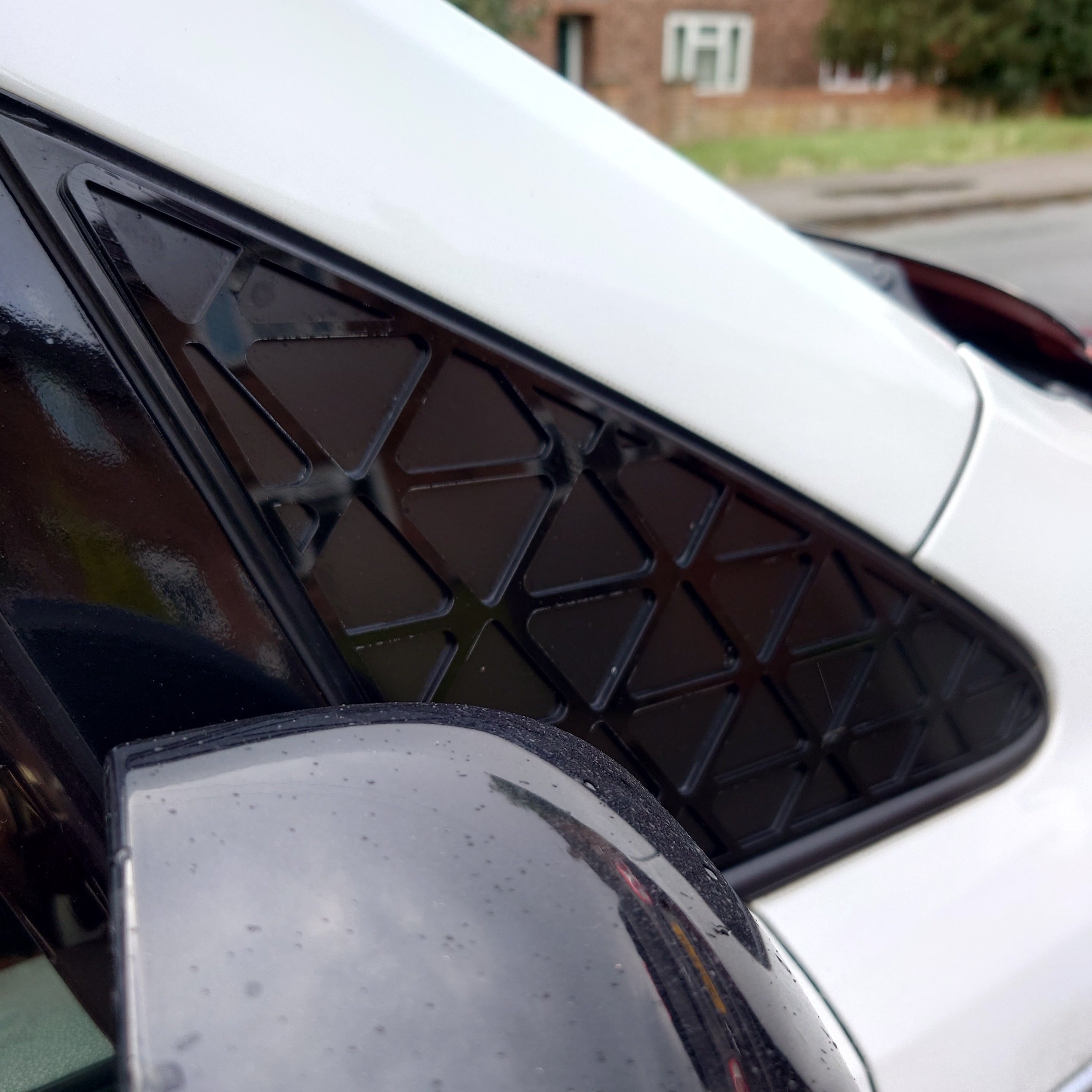 Vauxhall / Opel Corsa D / E (inkl. VXR OPC) Einsätze für vordere Seitenfenster (Paar)