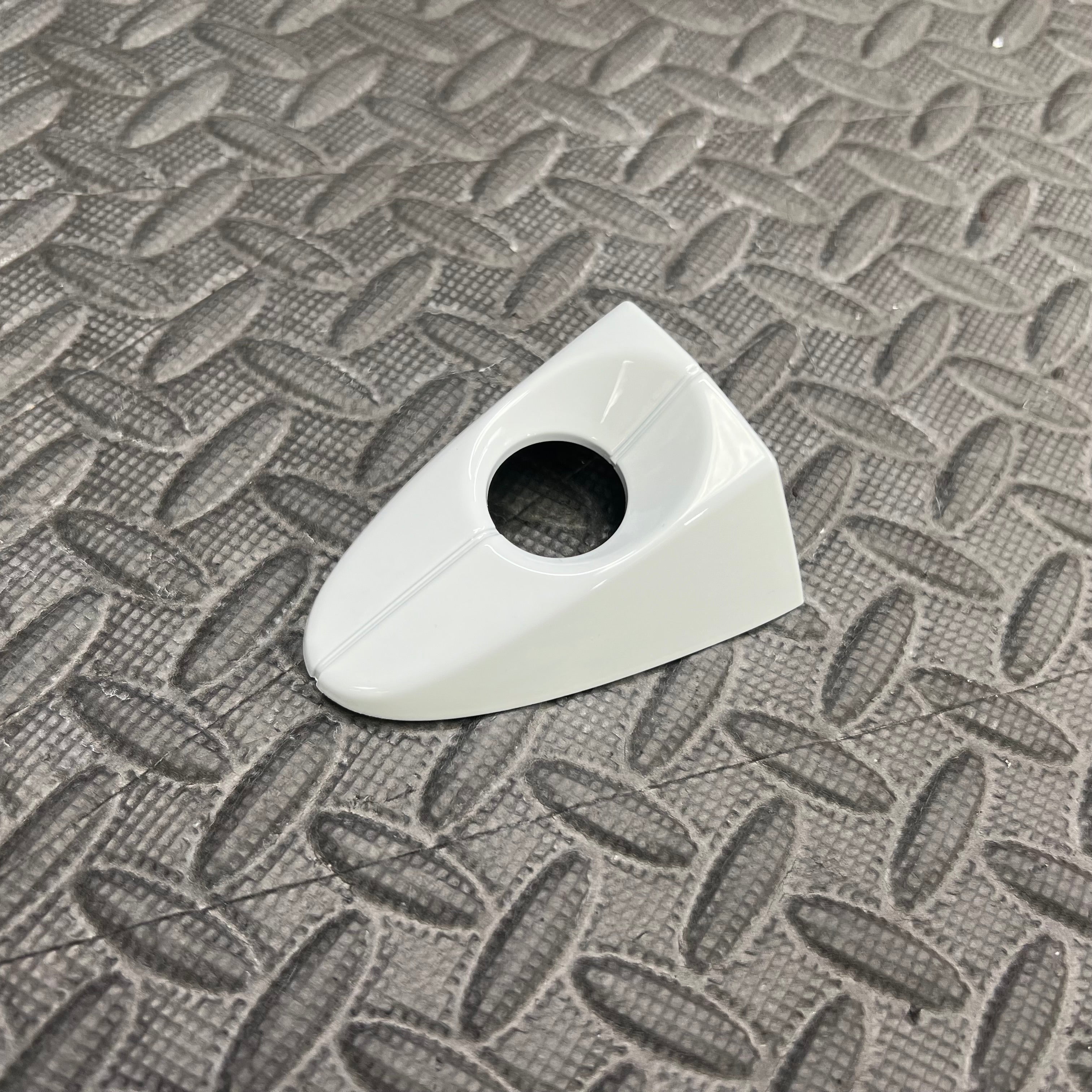 Standard-Türgriffschlossblende Mk7/7.5 Fiesta (inkl. ST180) und Ford Transit Courier (2014 >)