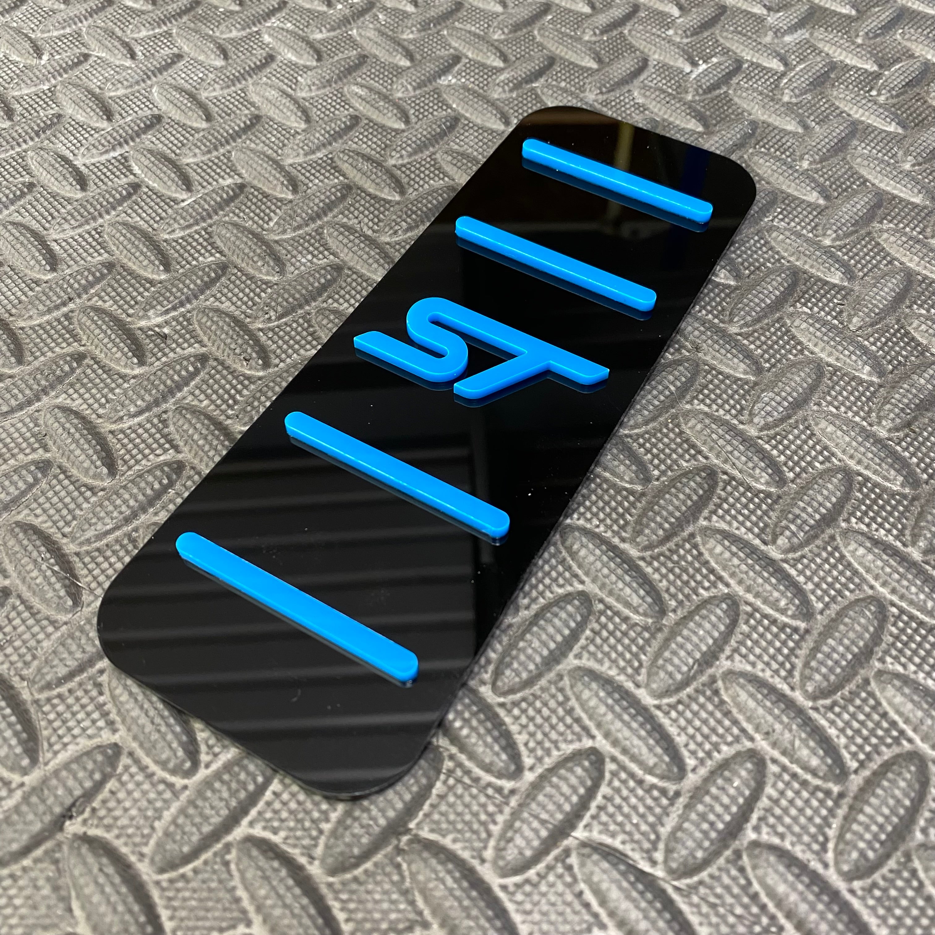 Mk7.5/Mk8/8.5 Fiesta & Mk2/2.5 Focus Totpedal/Fußstützenplatte (4D-Acryl)