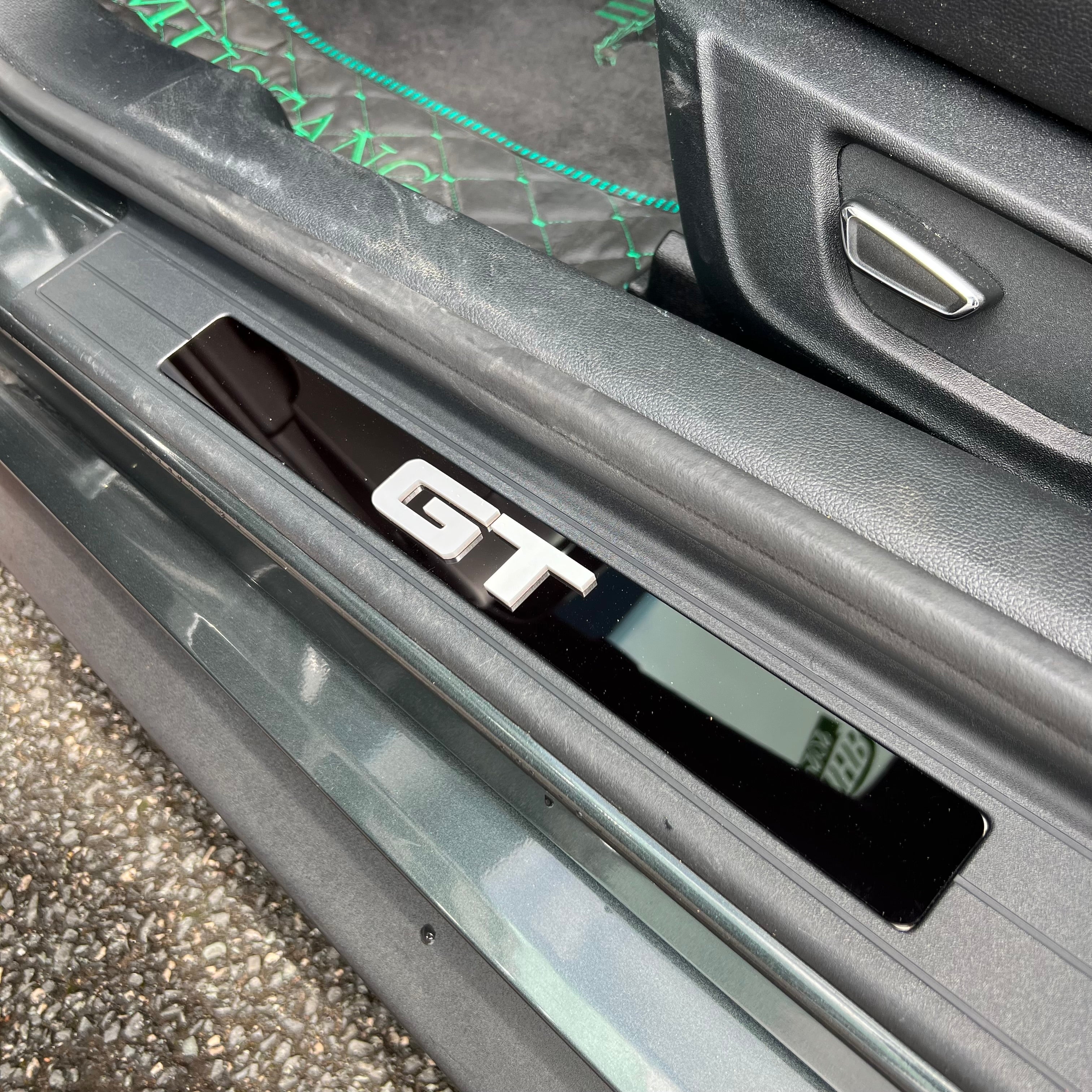 Mustang (6. Generation) Einstiegsleisten (Paar)
