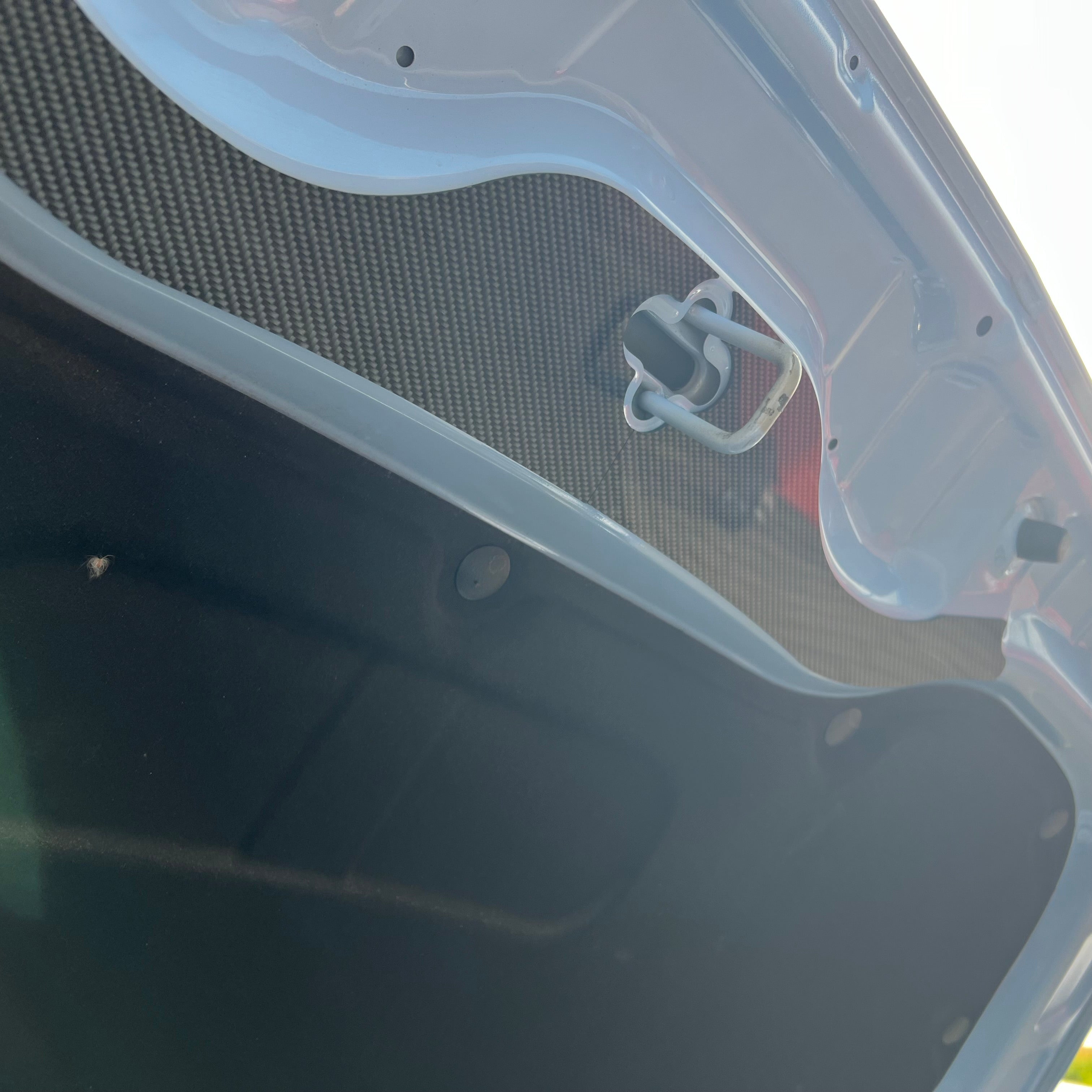 Plaque de recouvrement du loquet de capot supérieur de la Hyundai i20