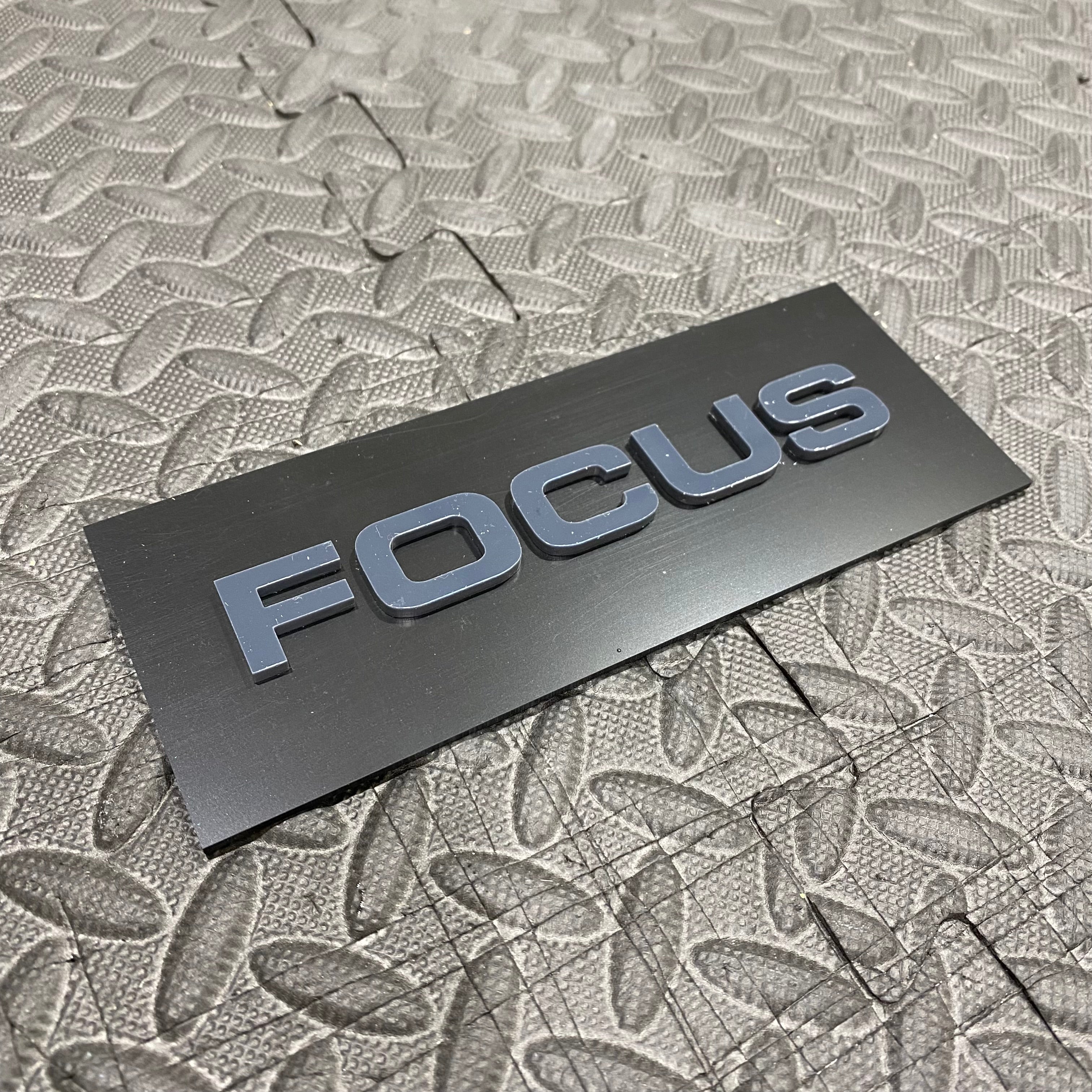 Focus 4D Acryl-Heckklappenabzeichen