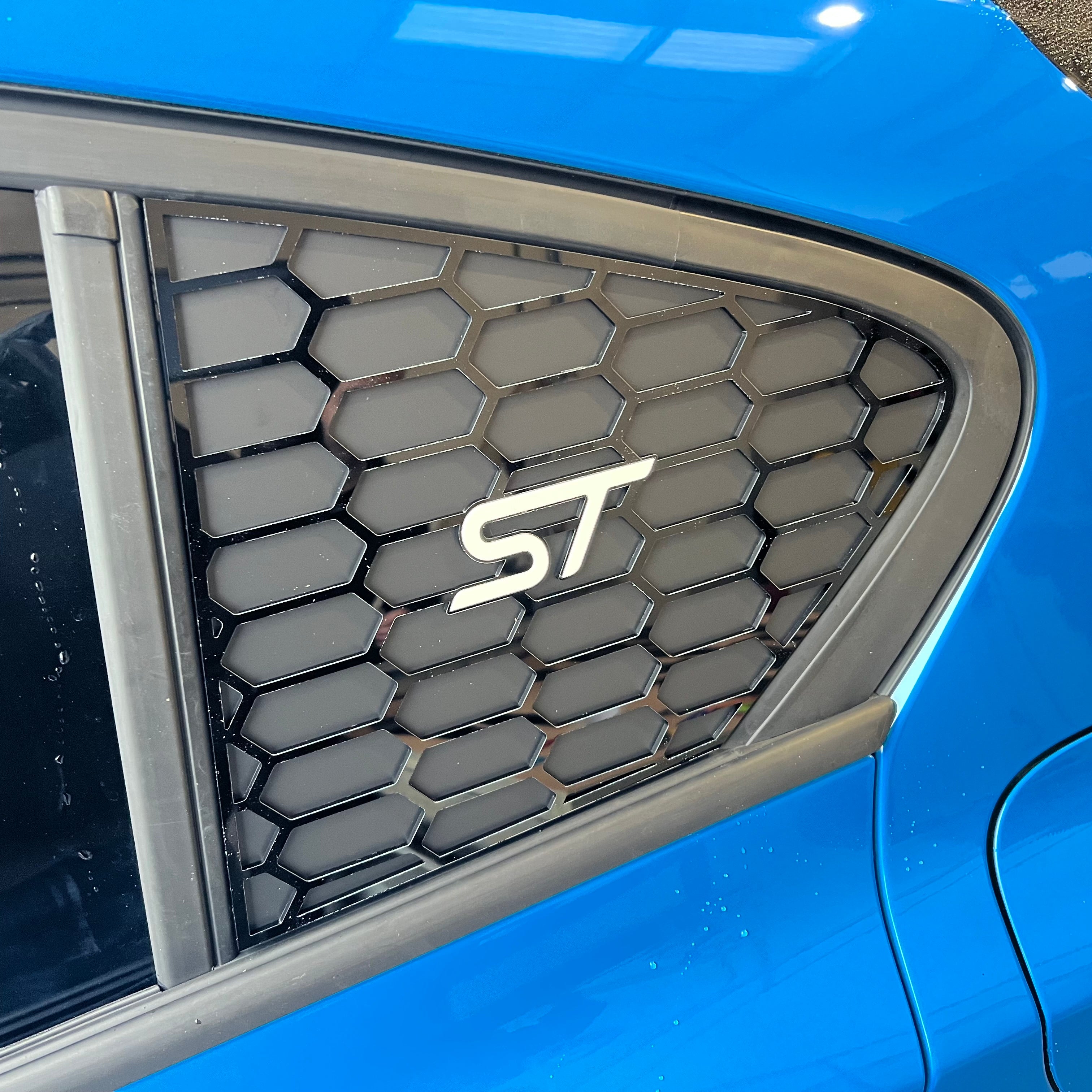 Mk4/4.5 Focus hintere Seitenfenstereinsätze (Paar)