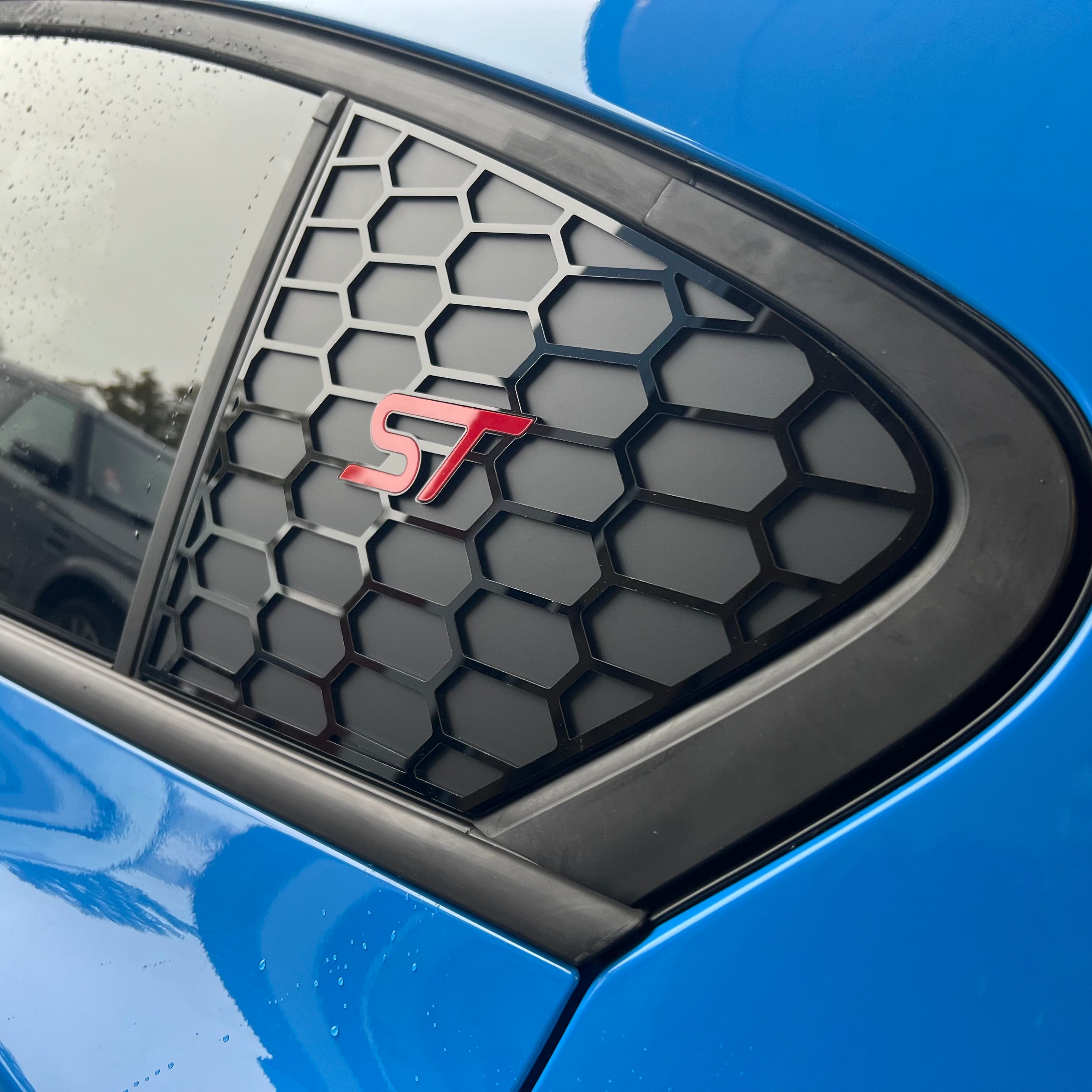 Mk4/4.5 Focus hintere Seitenfenstereinsätze (Paar)