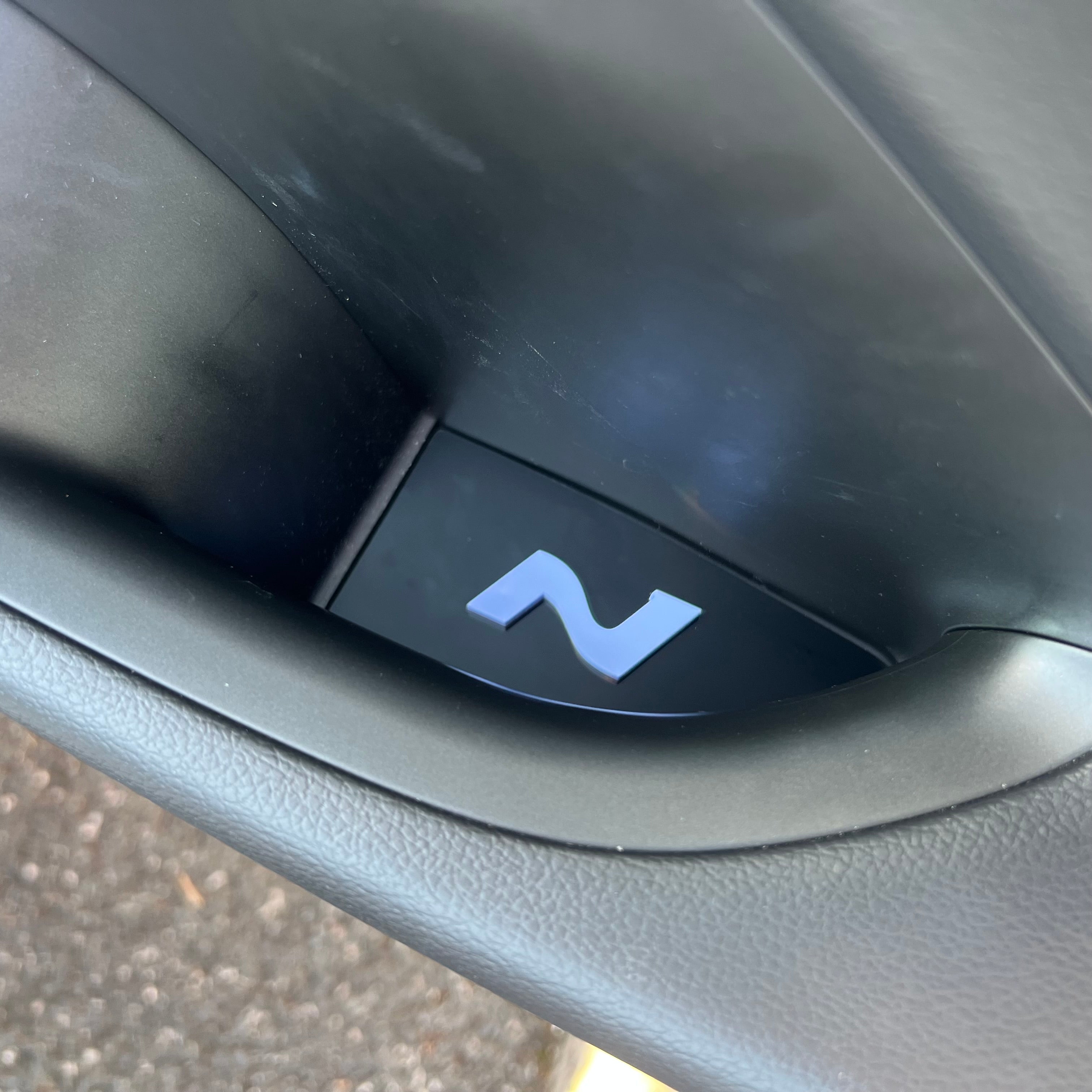 Türgriffeinsätze für Hyundai i30 Fließheck mit 3D-Logos (4er-Set)