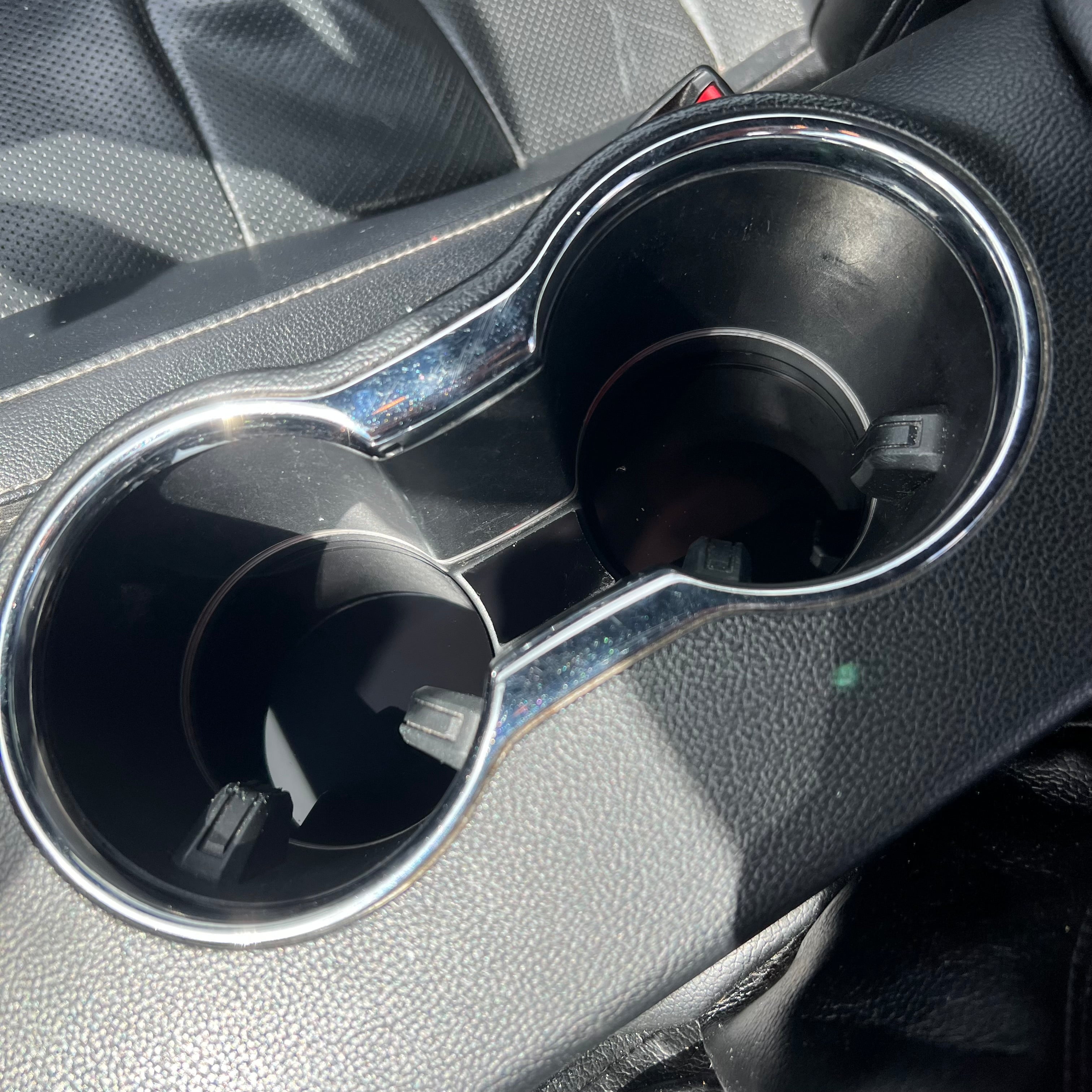 Mustang (6th Generation) Cup Holder Insert Set