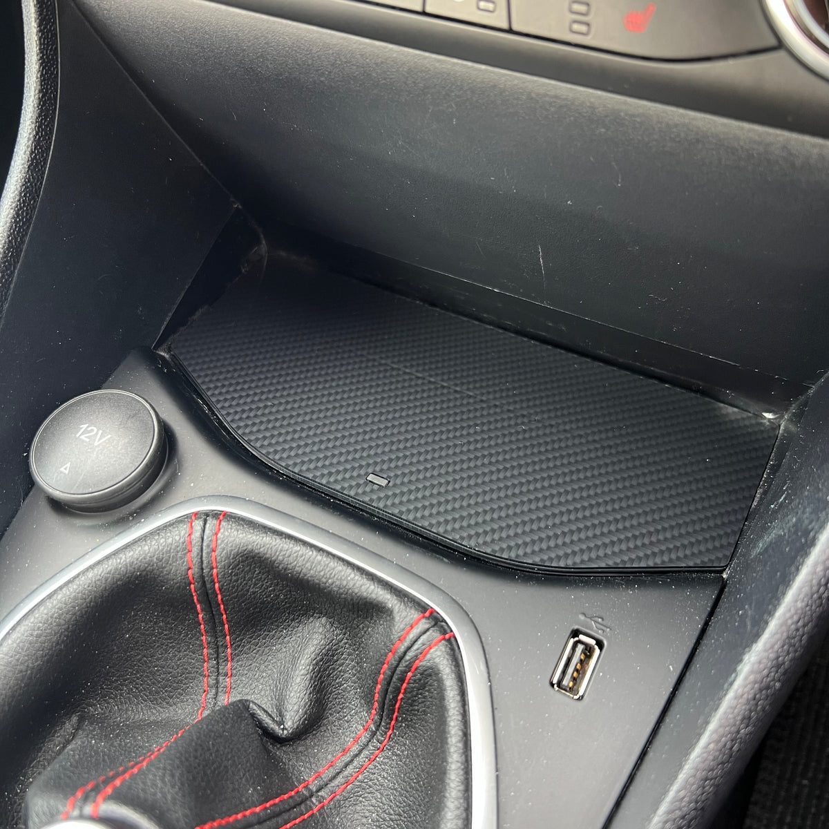 Mk8/8.5 Fiesta Dash Insert Plate - For Models With Wireless Charging - Deluxe Carbon Fibre Effect Plastic