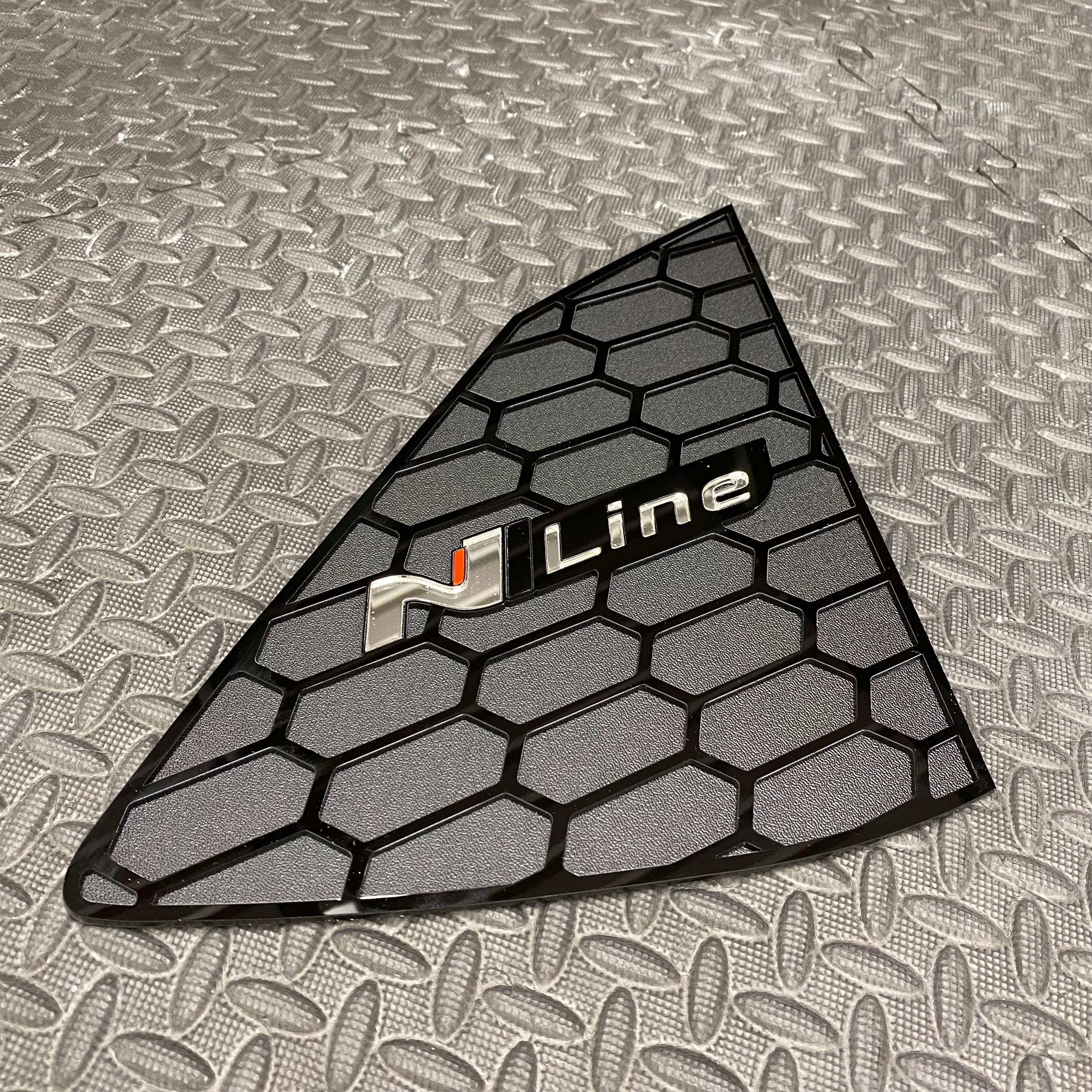 Hyundai i20 – Einsätze für hintere Seitenfenster (Paar)