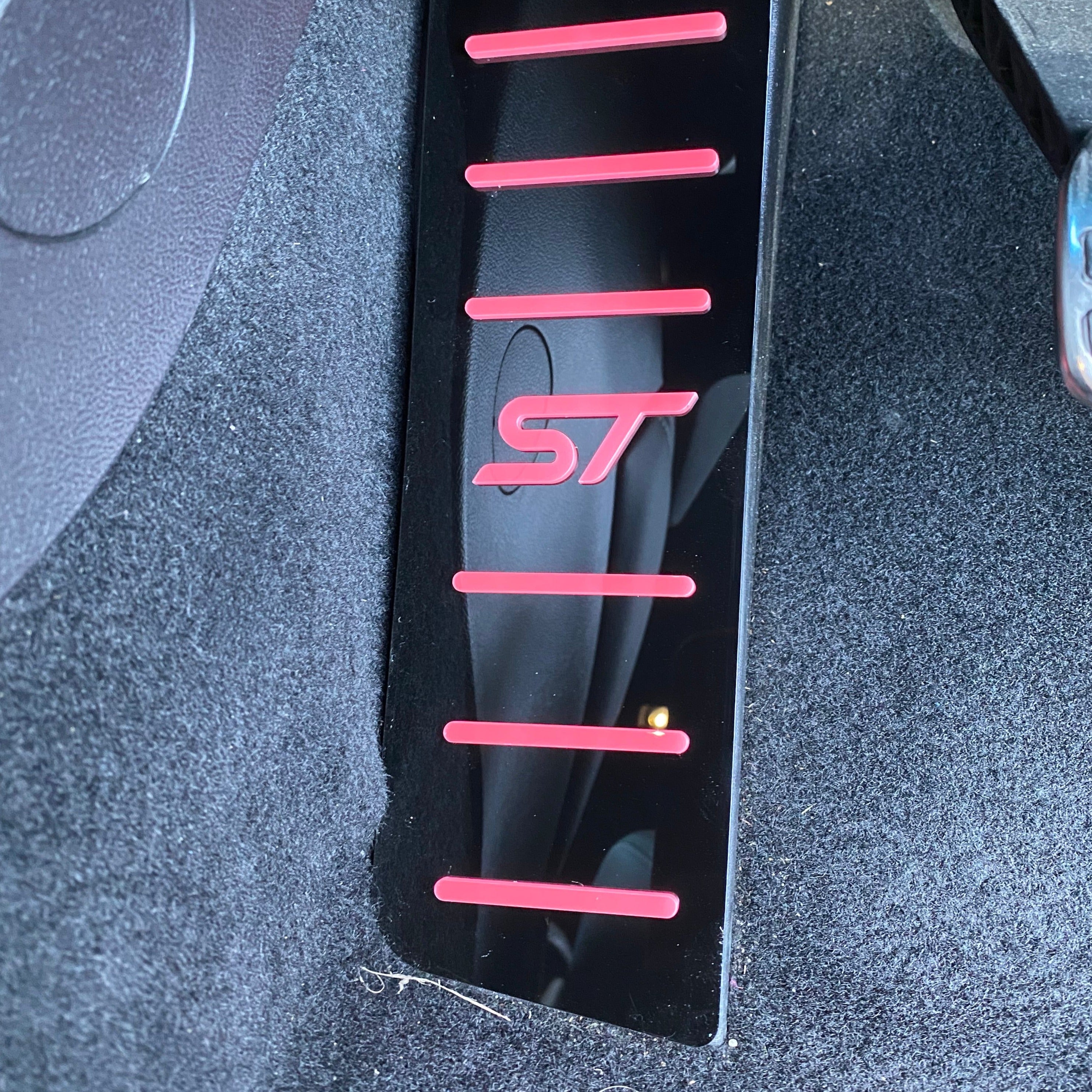Mk4/4.5 Focus ST Totpedal/Fußstützenplatte (4D-Acryl)