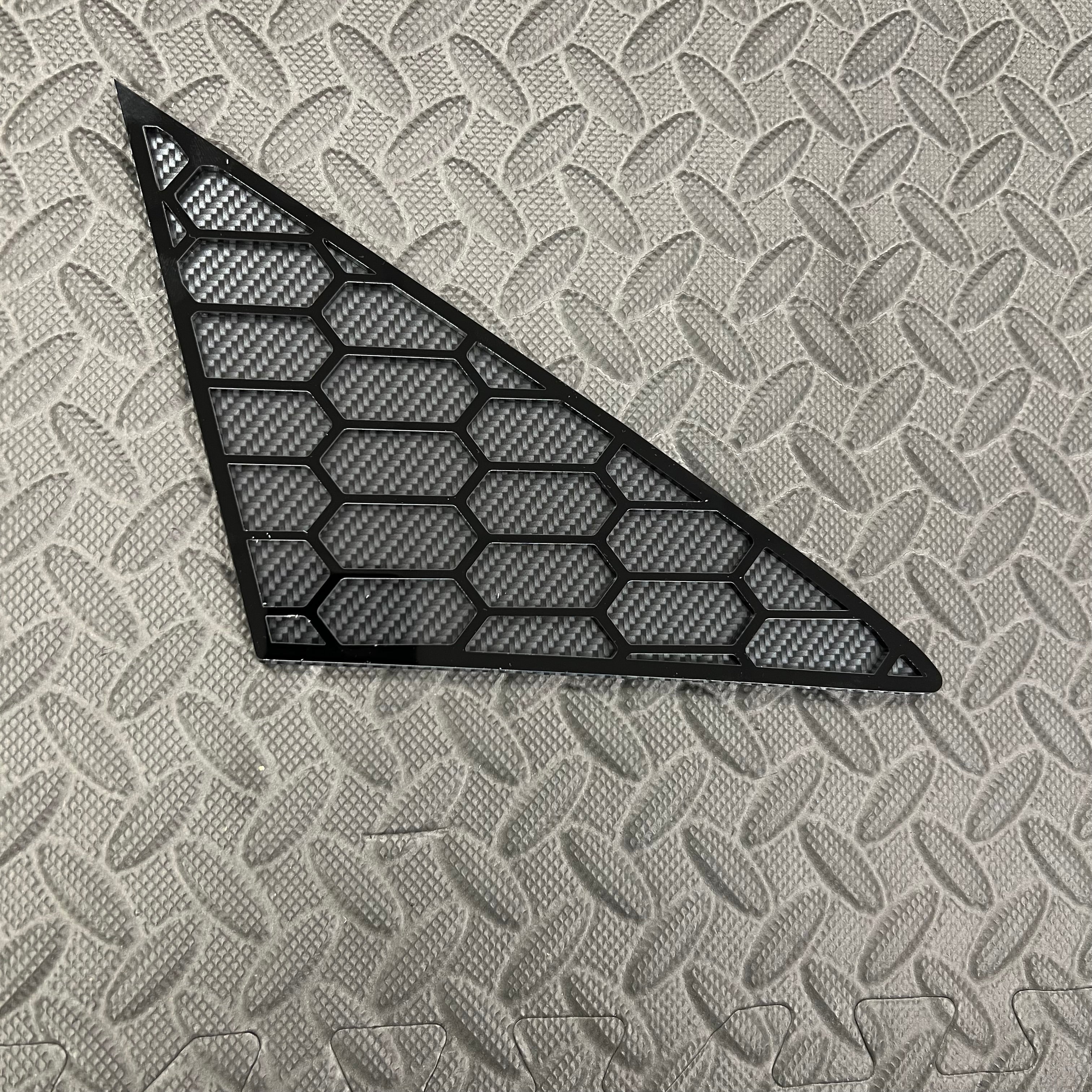 Mk7/7.5 VW Golf Acrylic Front Window Inserts (Pair) - Carbon Fibre Effect