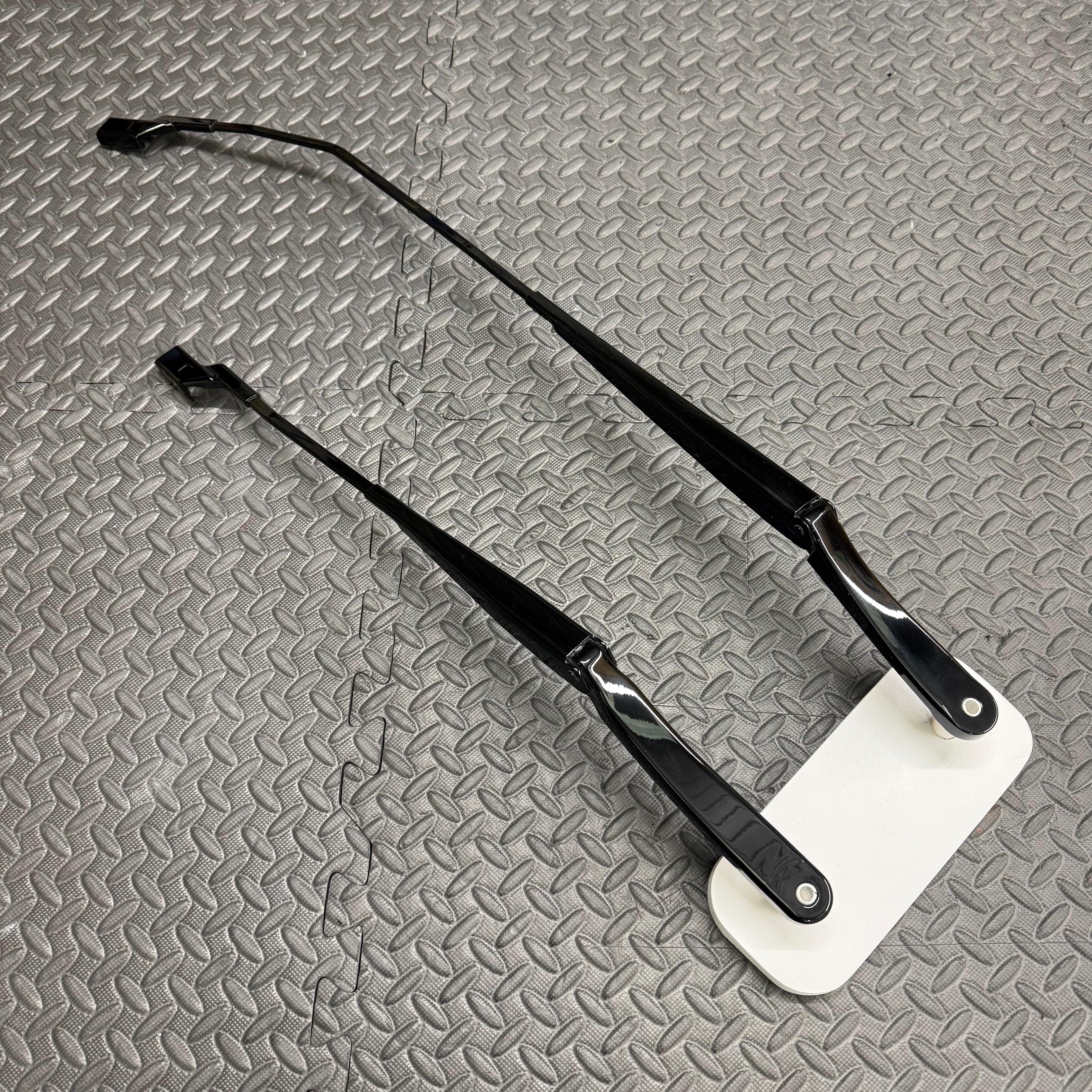 Genuine Ford Front Wiper Arms (RHD) - Mk2/2.5 Puma & Mk8/8.5 Fiesta (Painted/Hydrodipped Finishes)