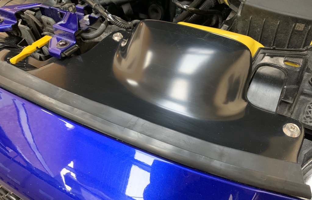Proform-Verkleidungsset für großen Motorraum (Kunststoffoberflächen) – Fiesta Mk7.5 ST180