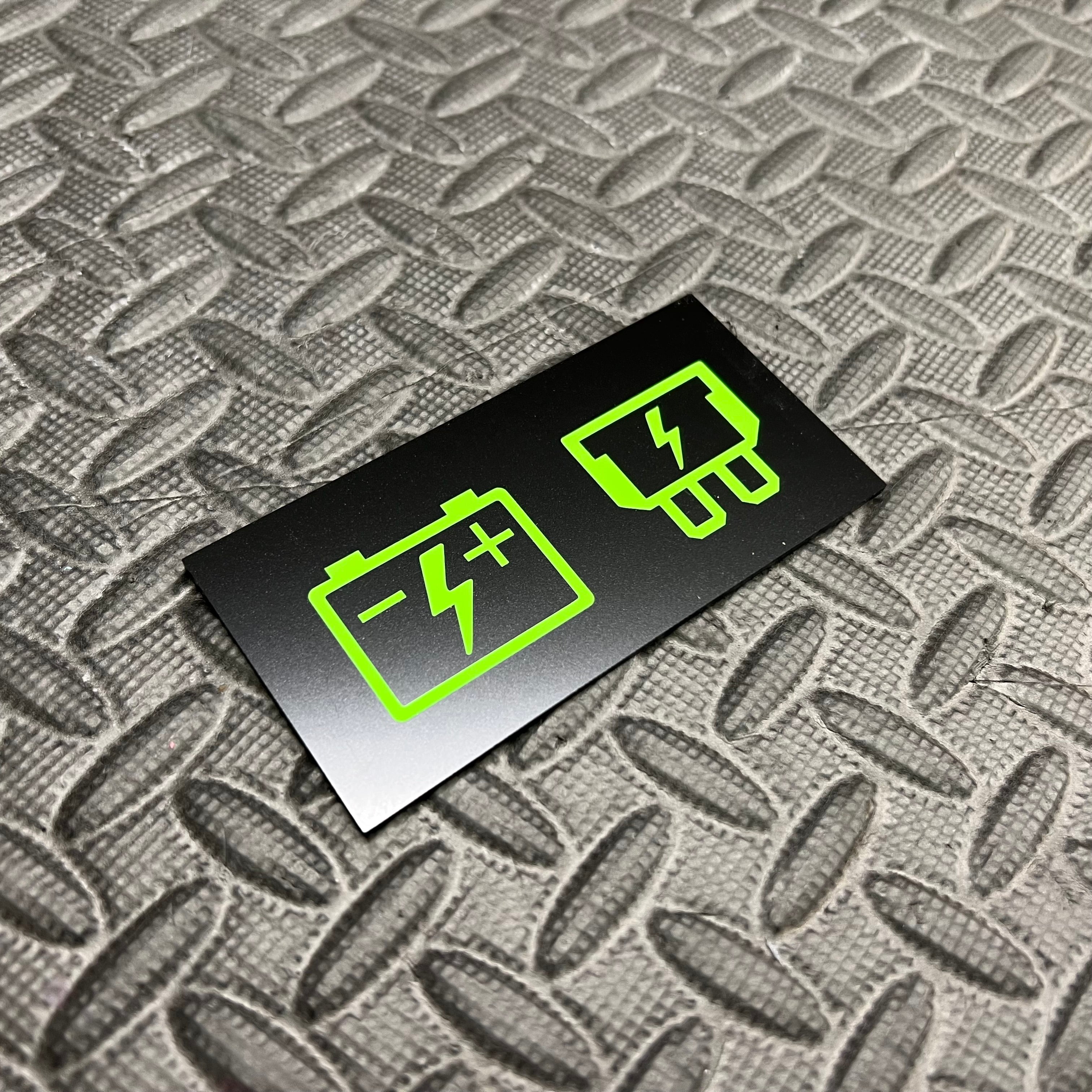 Vinyl-Aufkleber-Set für Batterien und Sicherungen