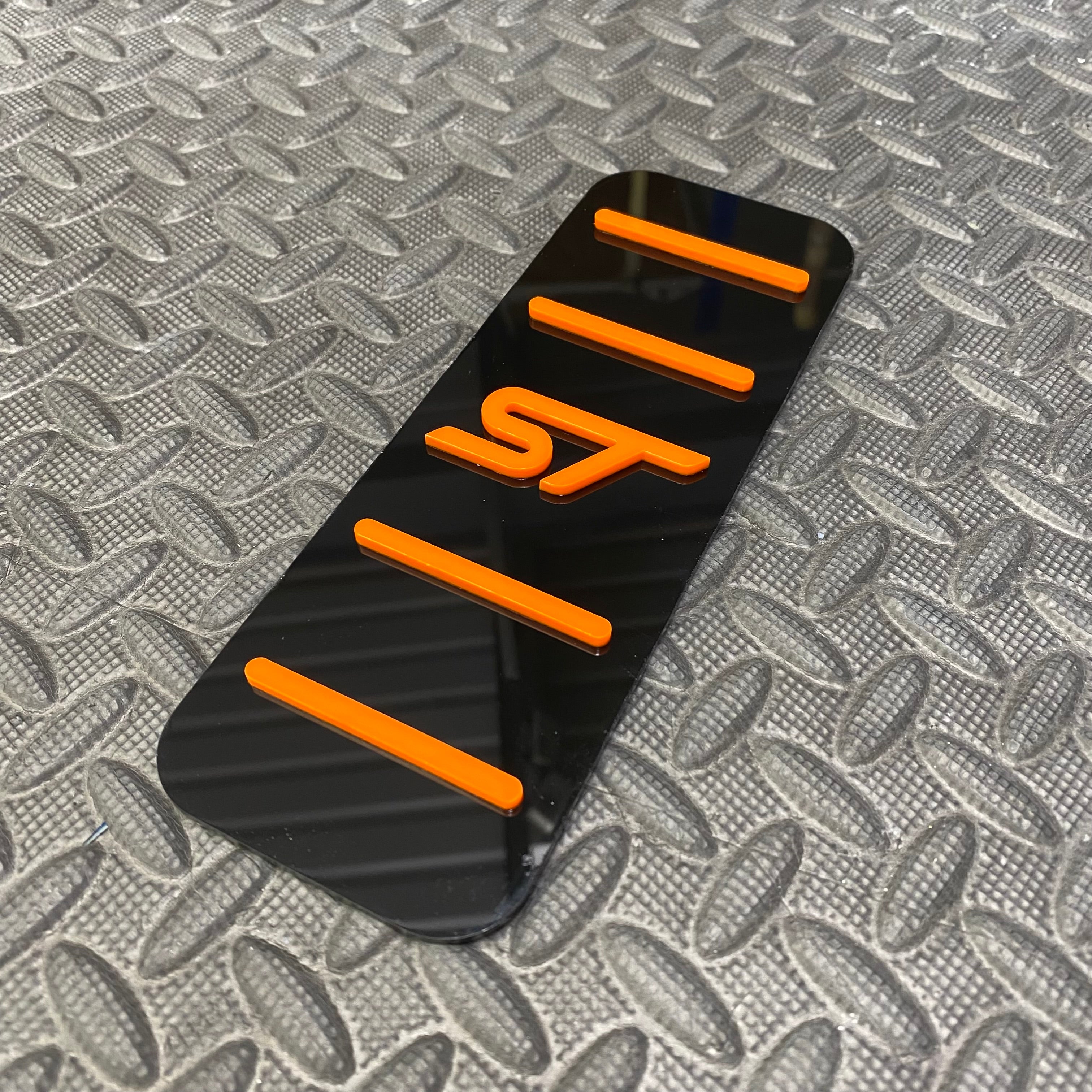 Mk7.5/Mk8/8.5 Fiesta & Mk2/2.5 Focus Dead Pedal / Foot Rest Plate (4D Acrylic)