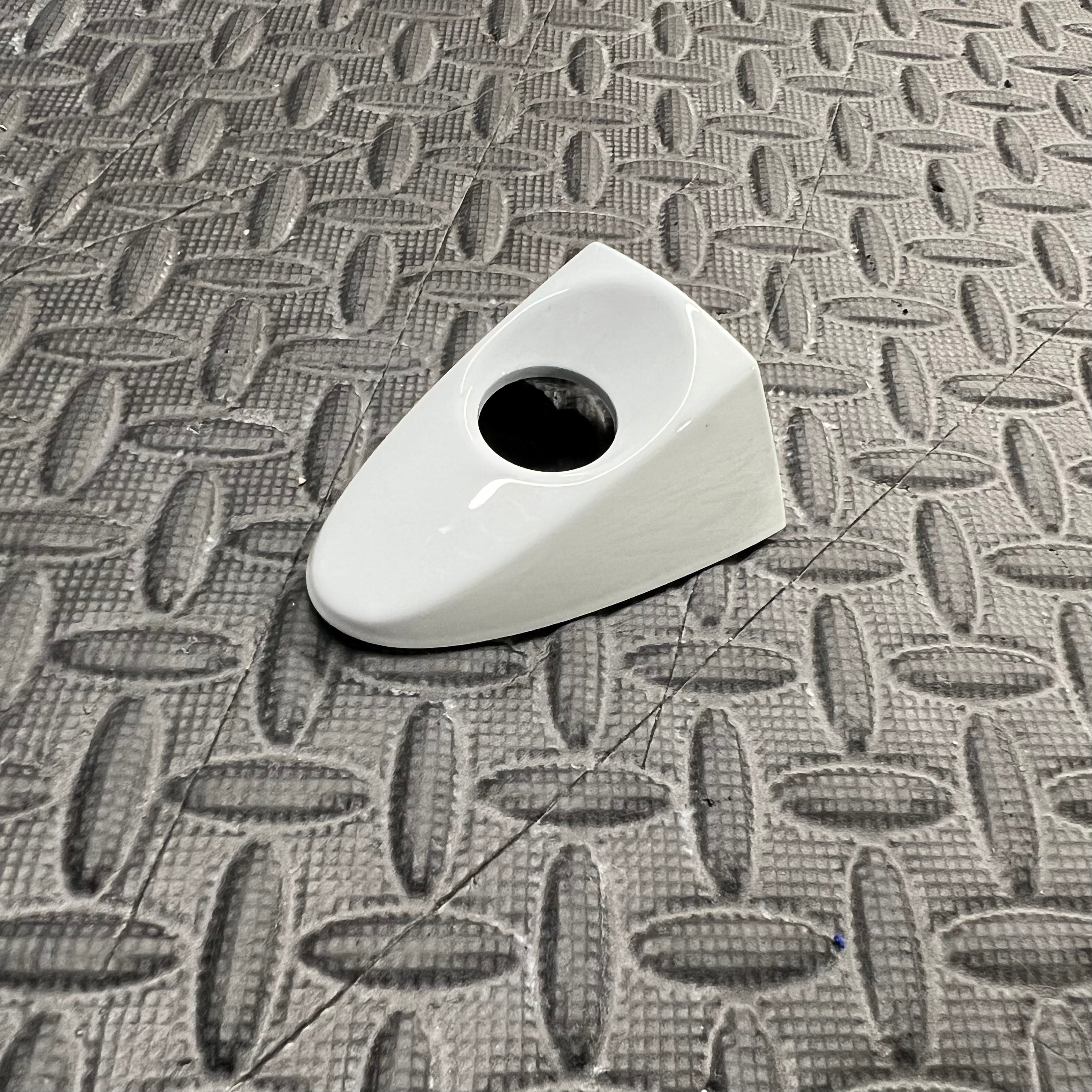 Standard Door Handle Lock Bezel Mk7/7.5 Fiesta