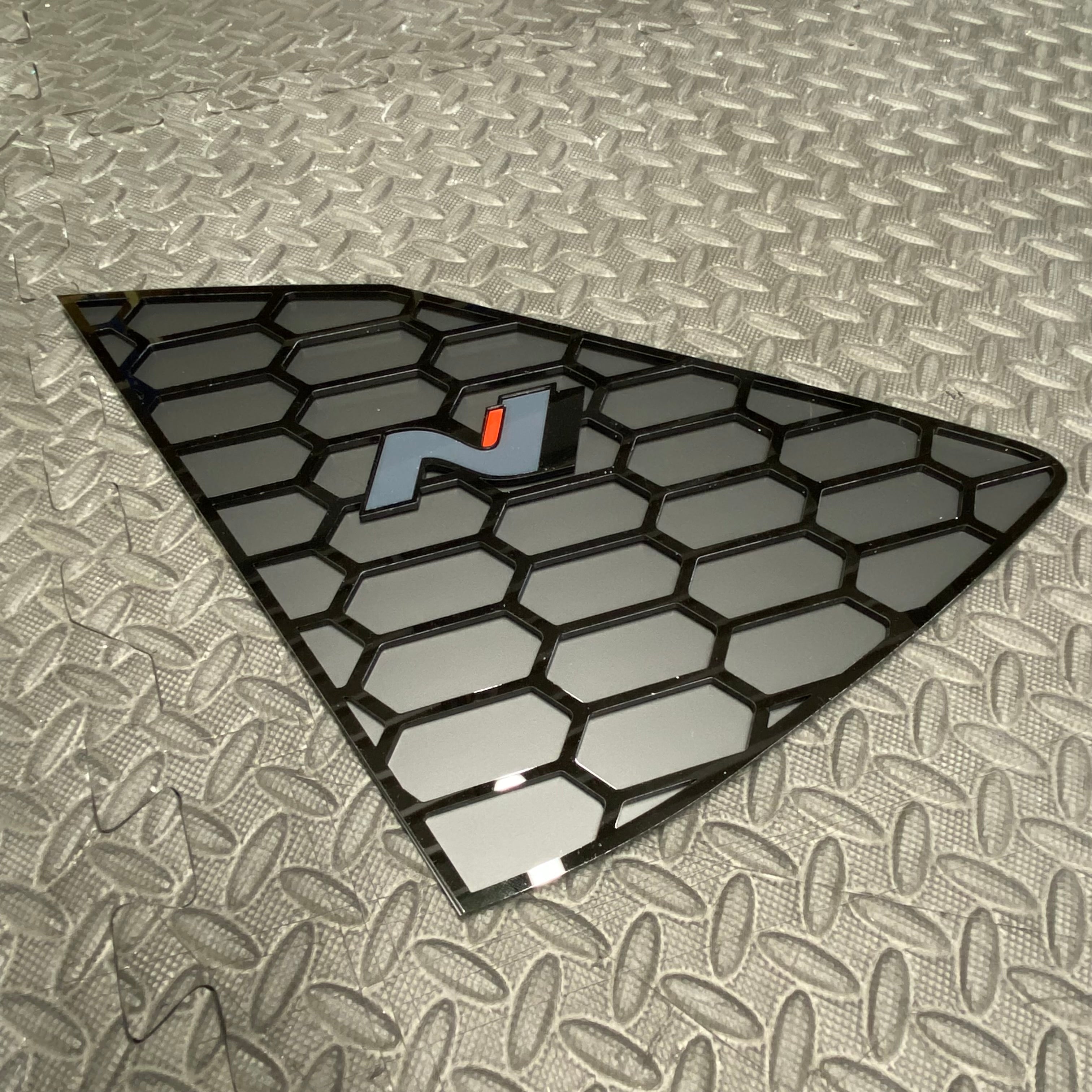 Hyundai i20 – Einsätze für hintere Seitenfenster (Paar)