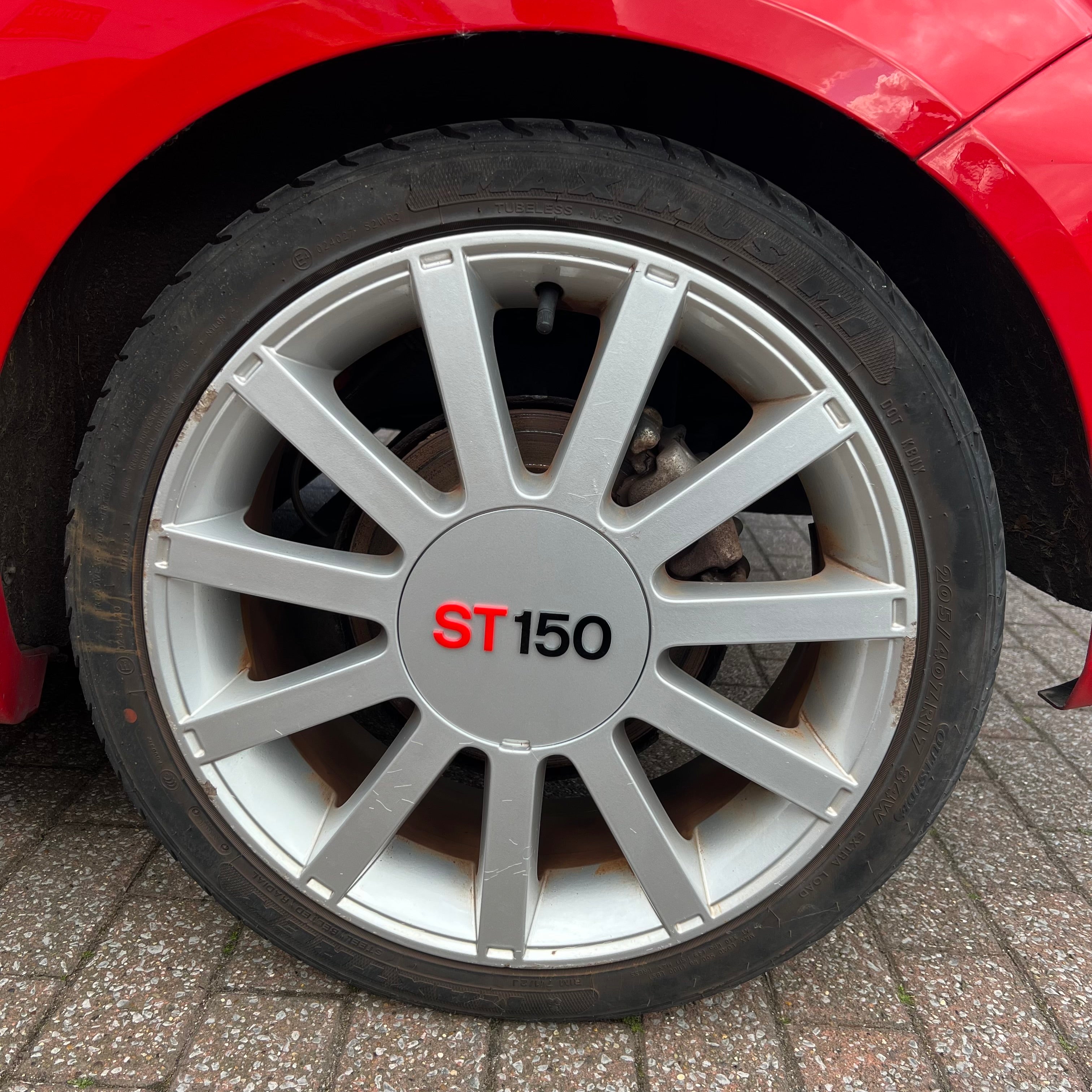 Proform Mk6 Fiesta ST150 Wheel Centre Caps - Set of 4 (Various Finishes)