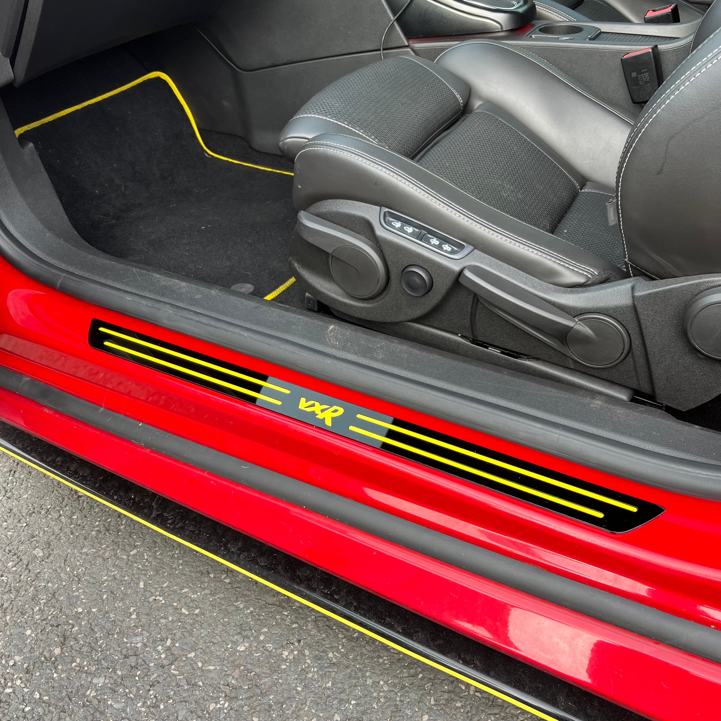 Corsa D / Astra J VXR Türeinstiegsleisten