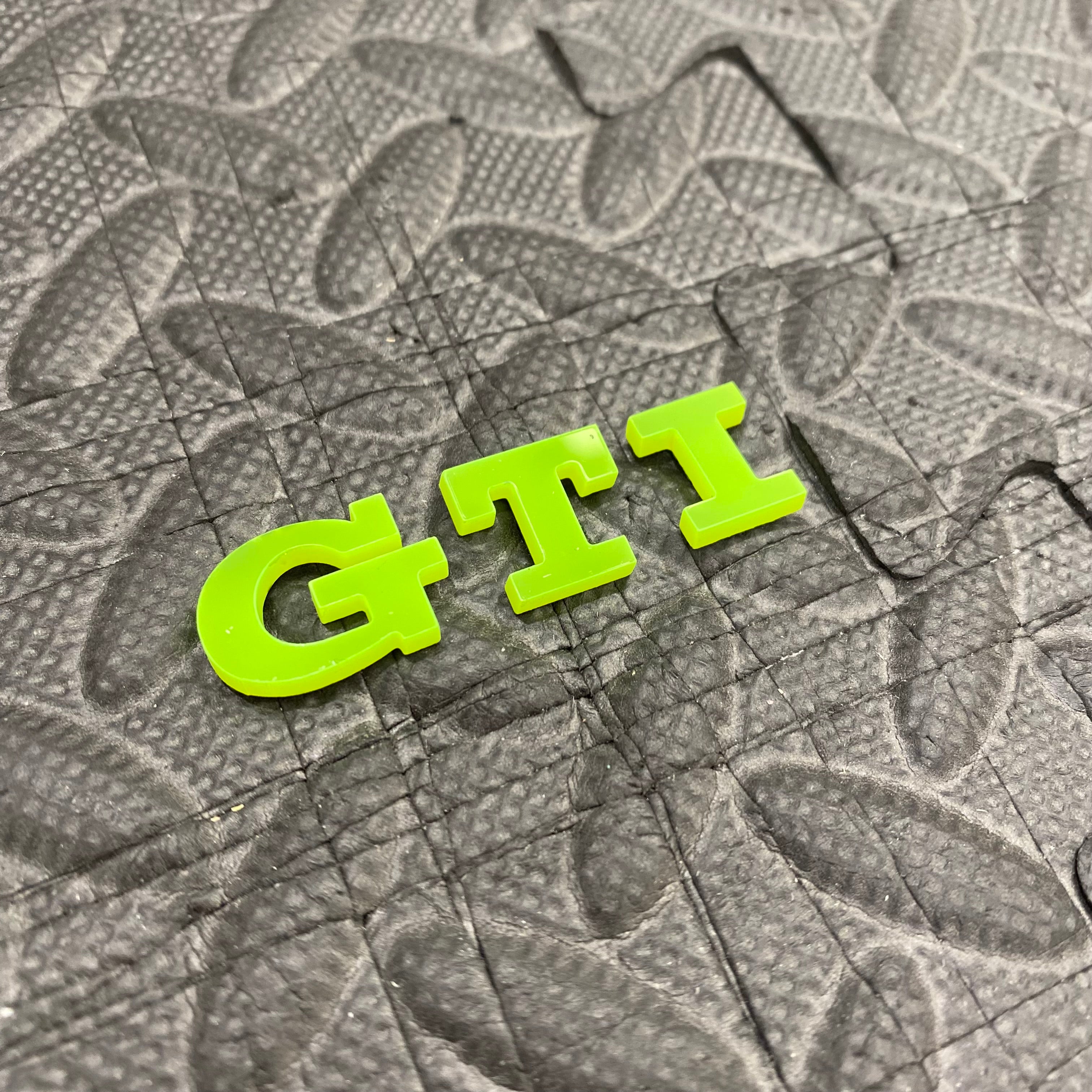 Acryl-Abzeichen mit GTI-Logo