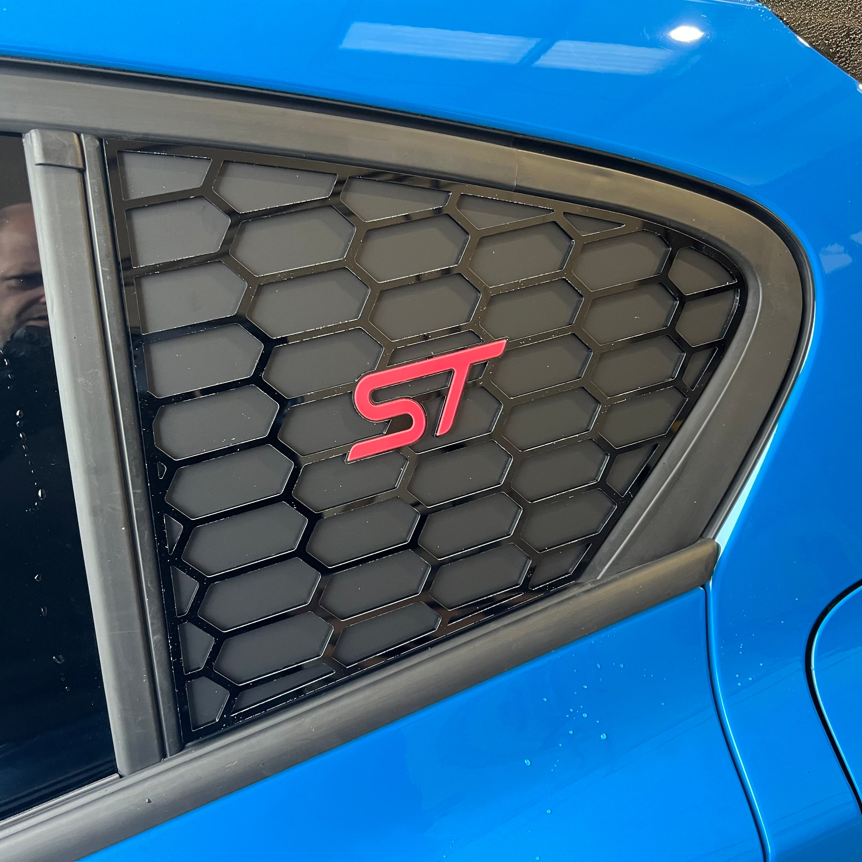 Mk4/4.5 Focus hintere Seitenfenstereinsätze (Paar)
