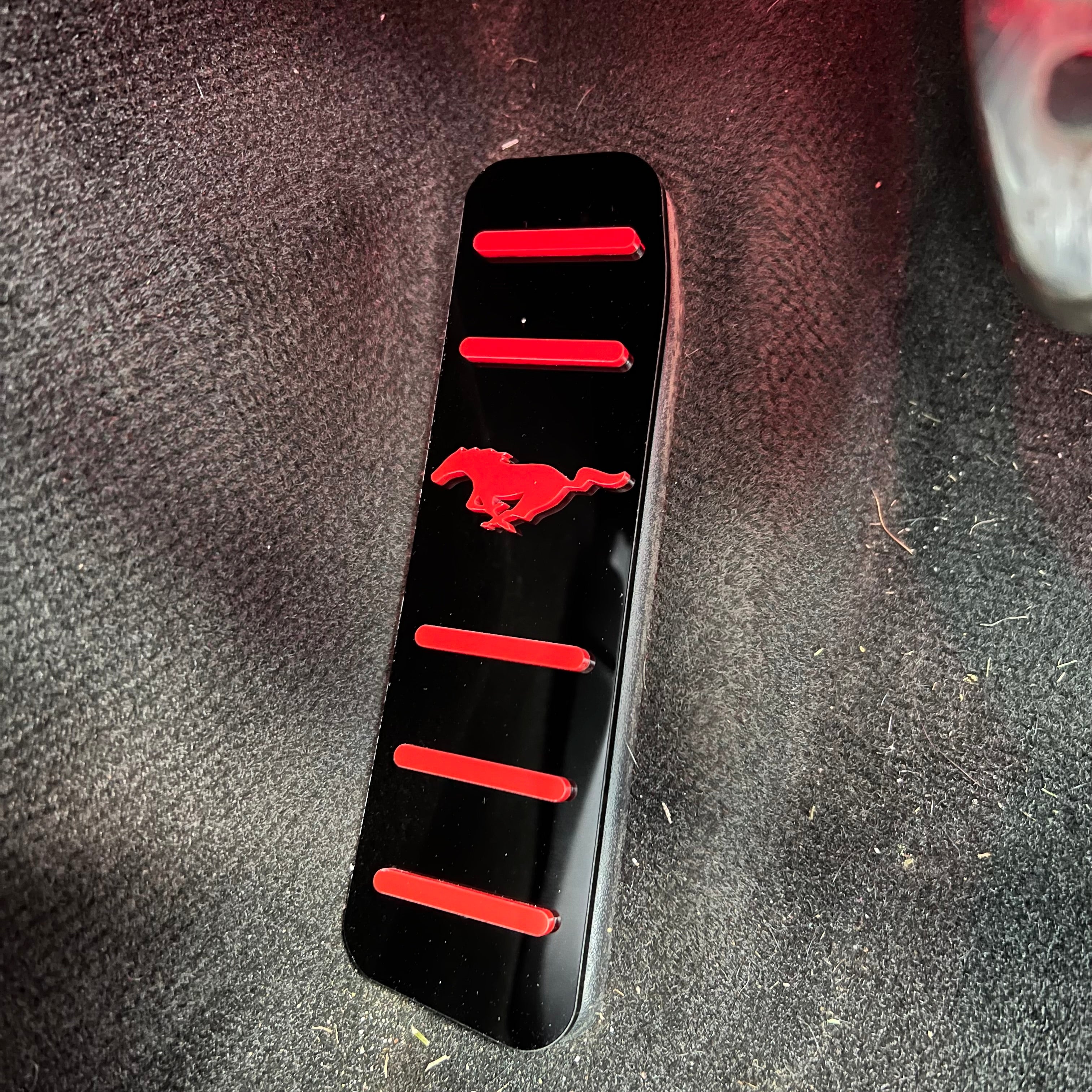 Clearance - Mustang (6th Generation) Dead Pedal / Foot Rest Plate (4D Acrylic)