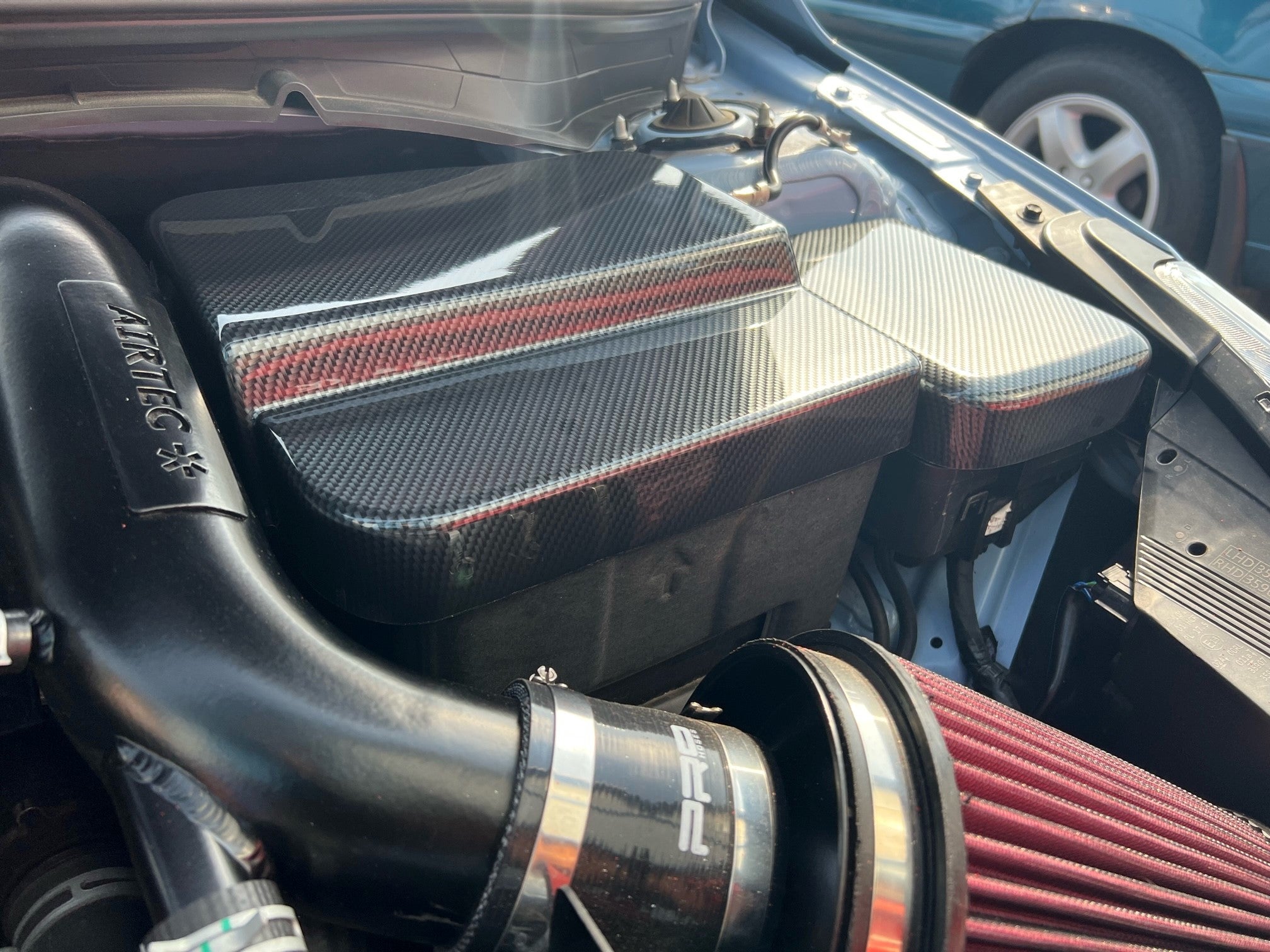Proform-Batterieabdeckung – Hyundai i20 inkl. N- und N-Linie (Kunststoffoberflächen)
