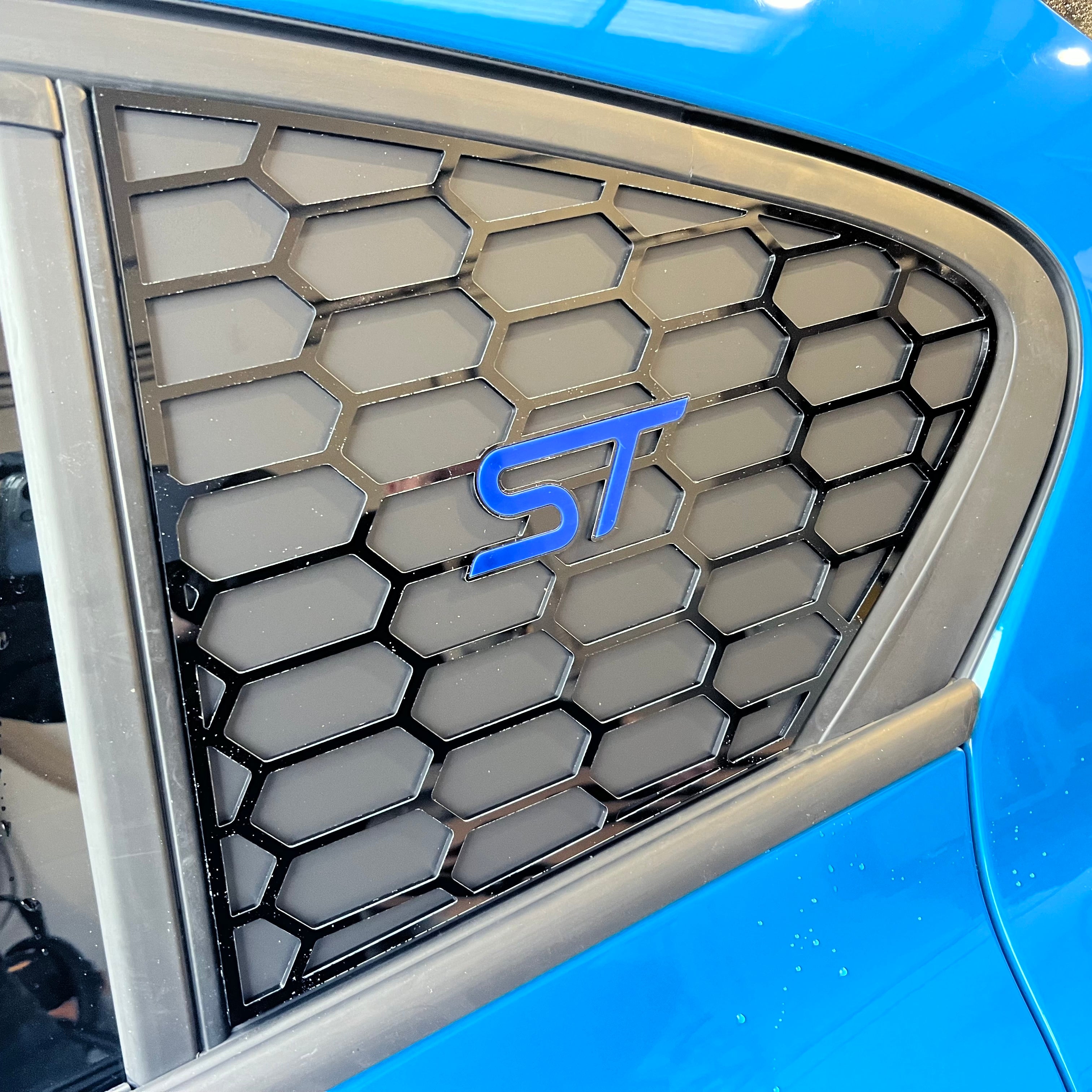 Mk4/4.5 Focus hintere Seitenfenstereinsätze (Paar)