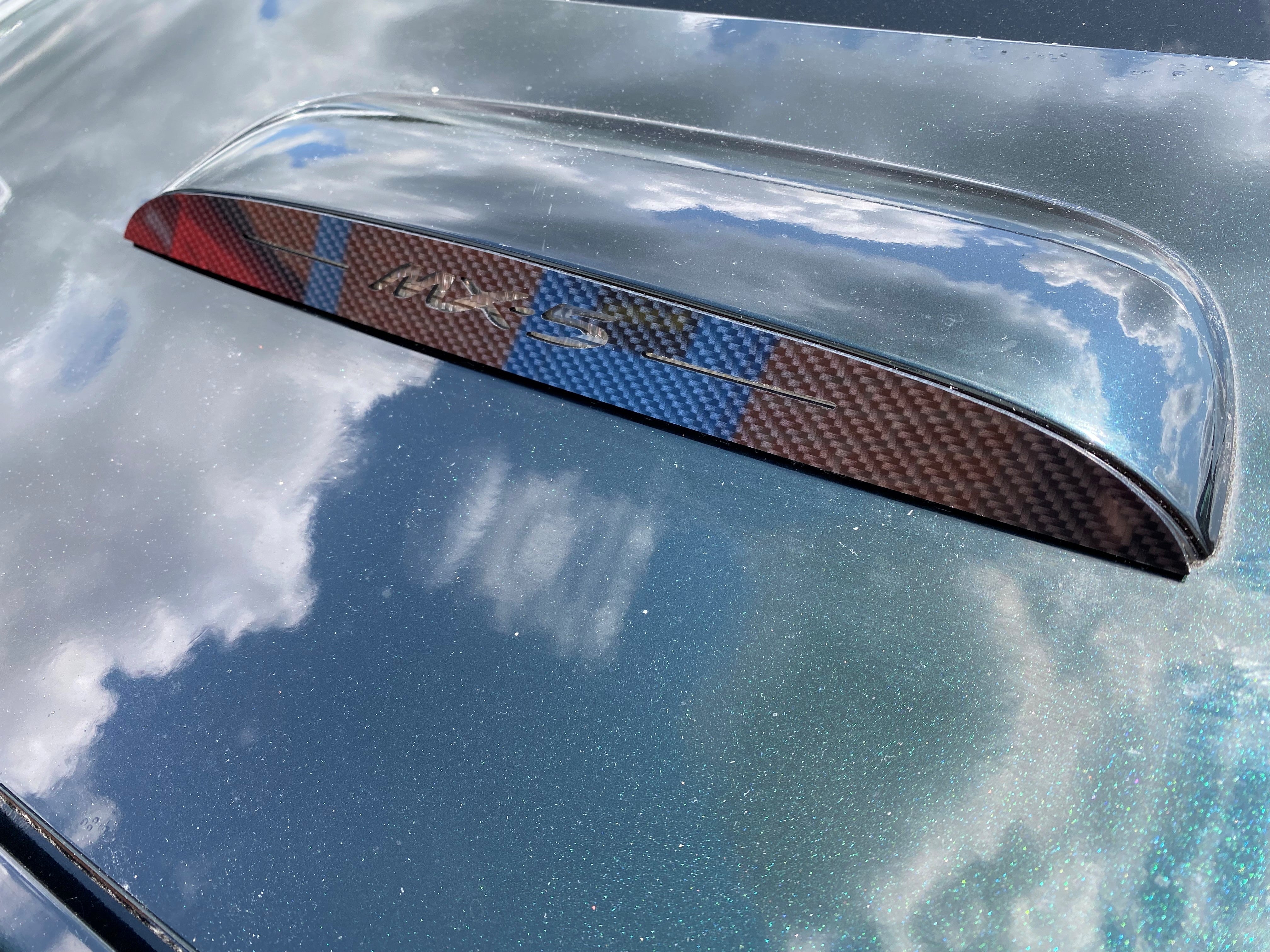Obere mittlere Bremslichtabdeckung - Mazda MX5/Miata Mk3/3.5/NC