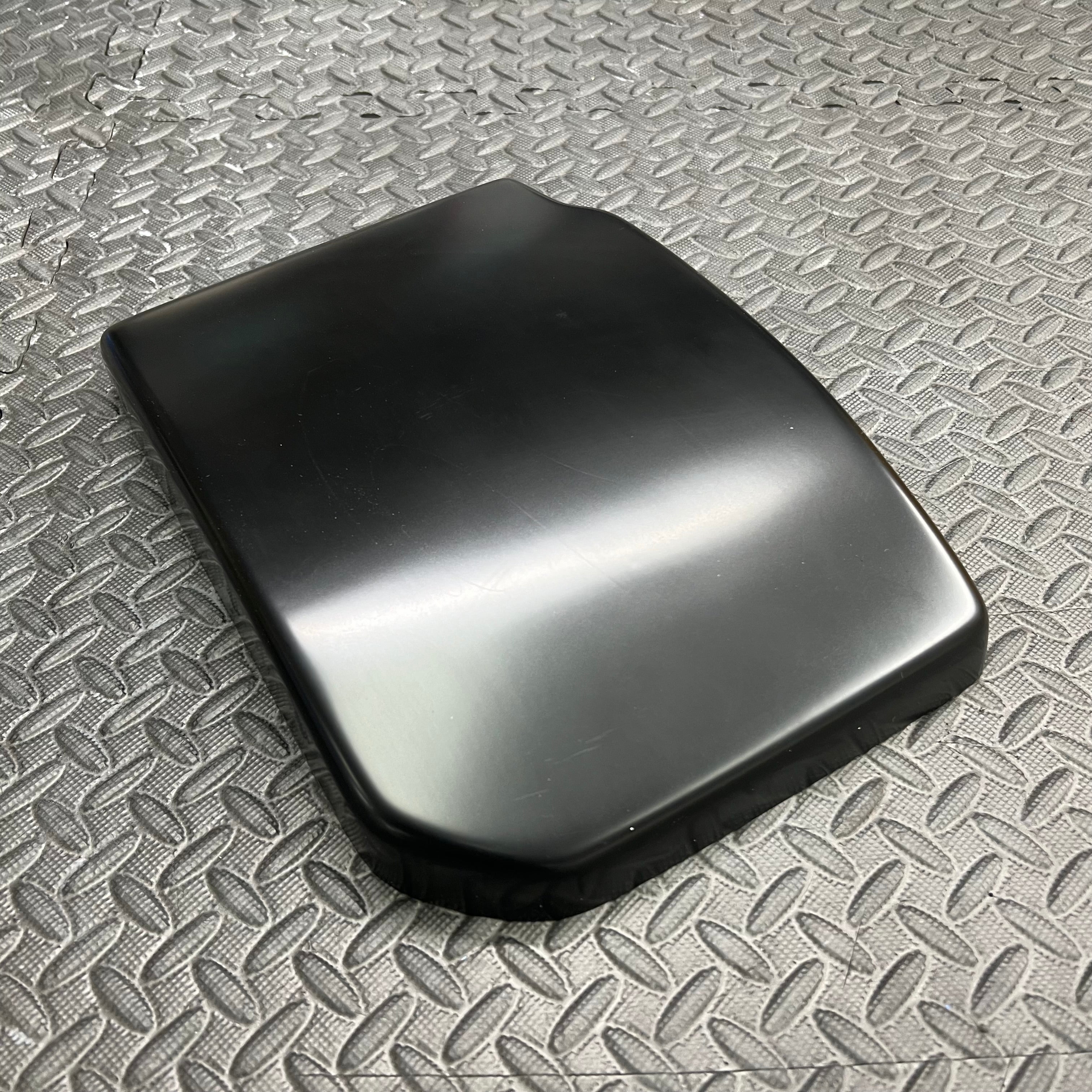 Cache-batterie Proform pour Ford Focus MK4/4.5 (finitions plastiques)