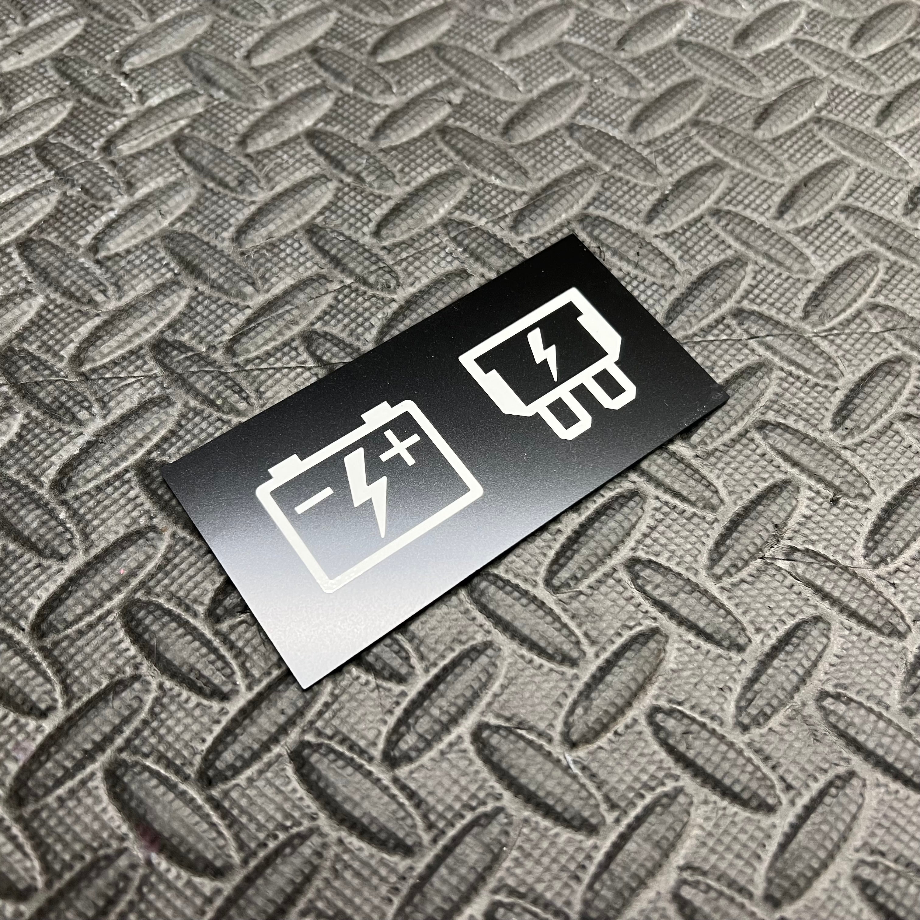 Vinyl-Aufkleber-Set für Batterien und Sicherungen