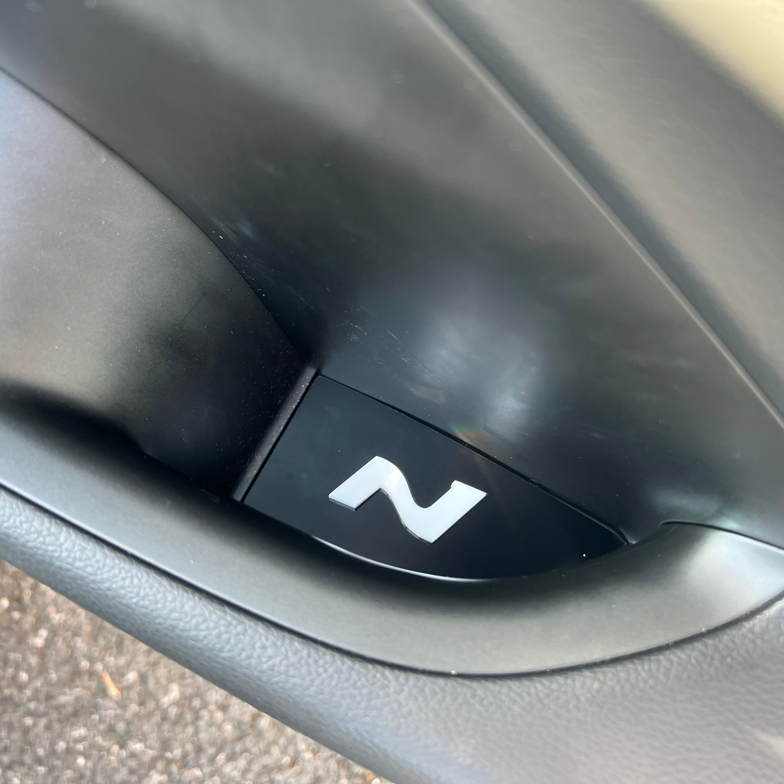 Türgriffeinsätze für Hyundai i30 Fließheck mit 3D-Logos (4er-Set)