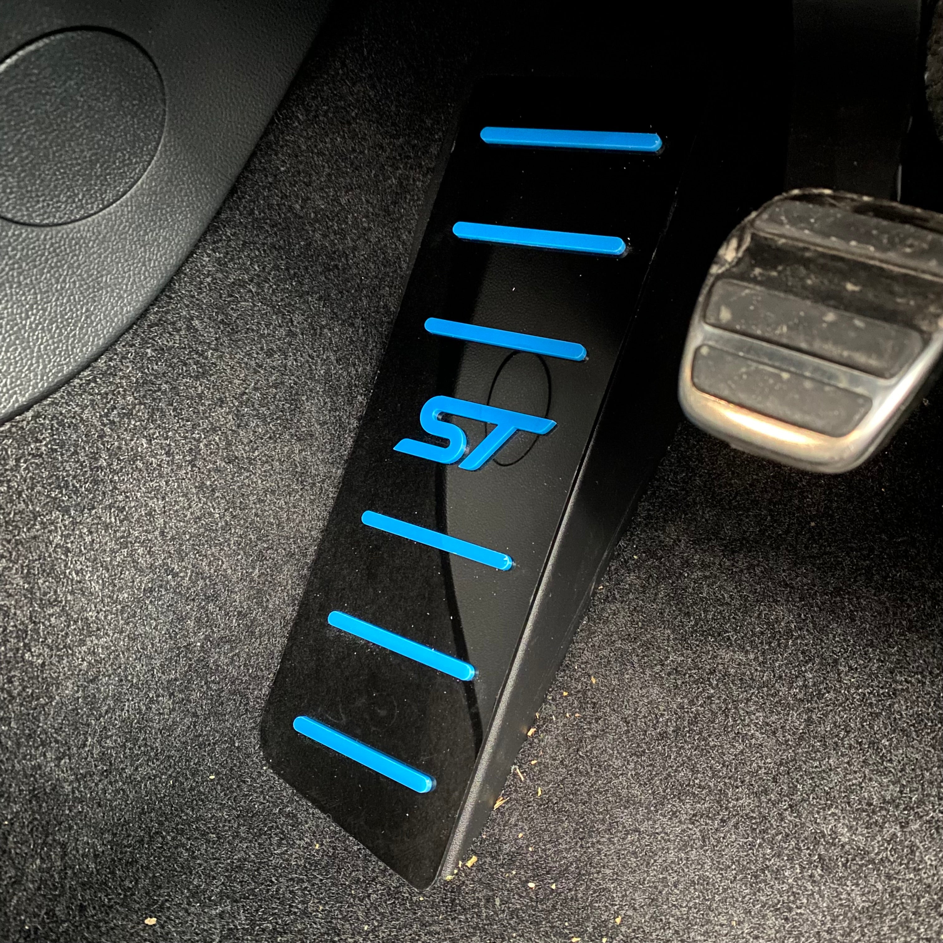Mk4/4.5 Focus ST Totpedal/Fußstützenplatte (4D-Acryl)
