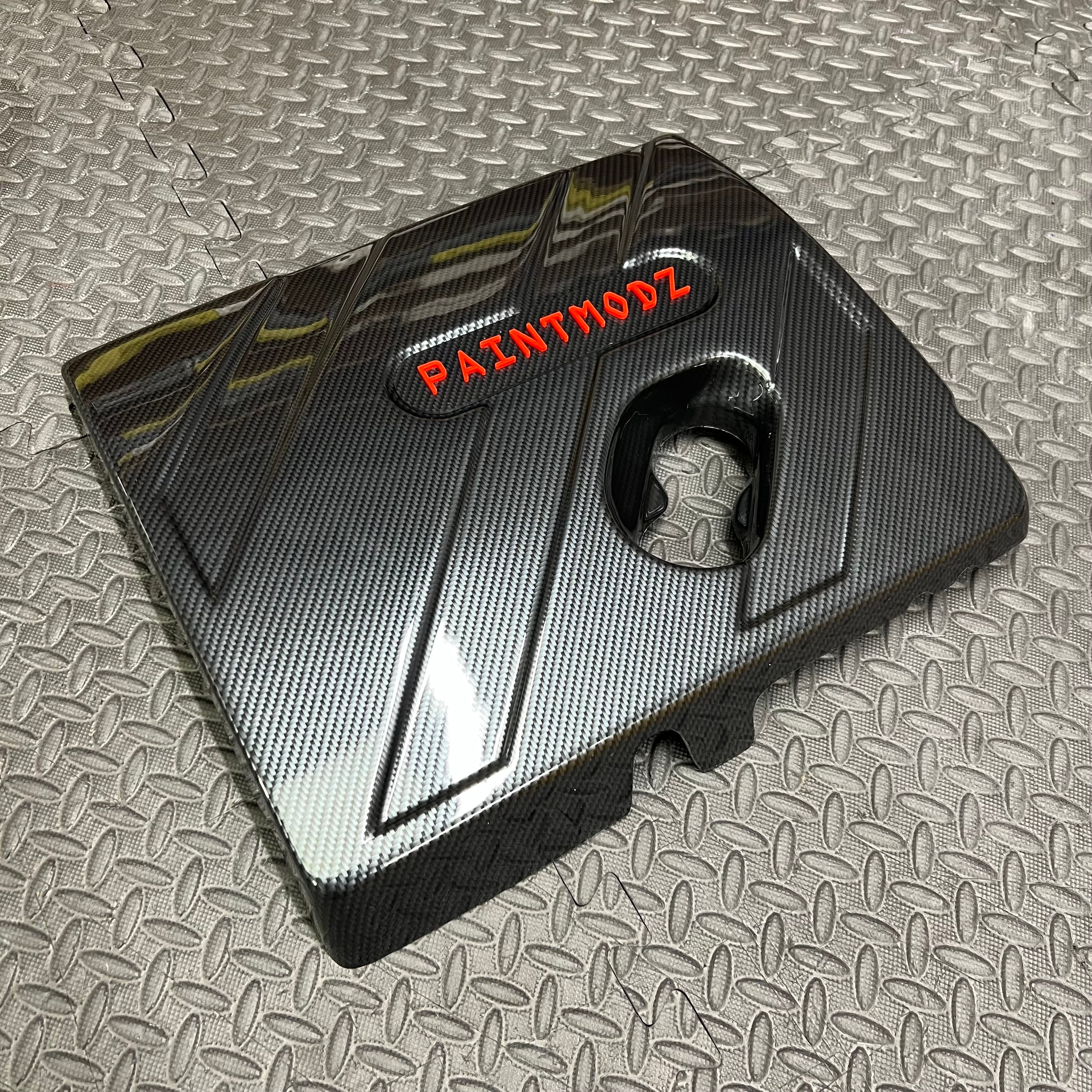 Proform Engine Cover - MK8/8.5 Fiesta ST & Mk2 Puma ST - Deluxe Carbon Fibre Effect Plastic With Red/Deluxe Carbon Fibre Effect Badge Plate
