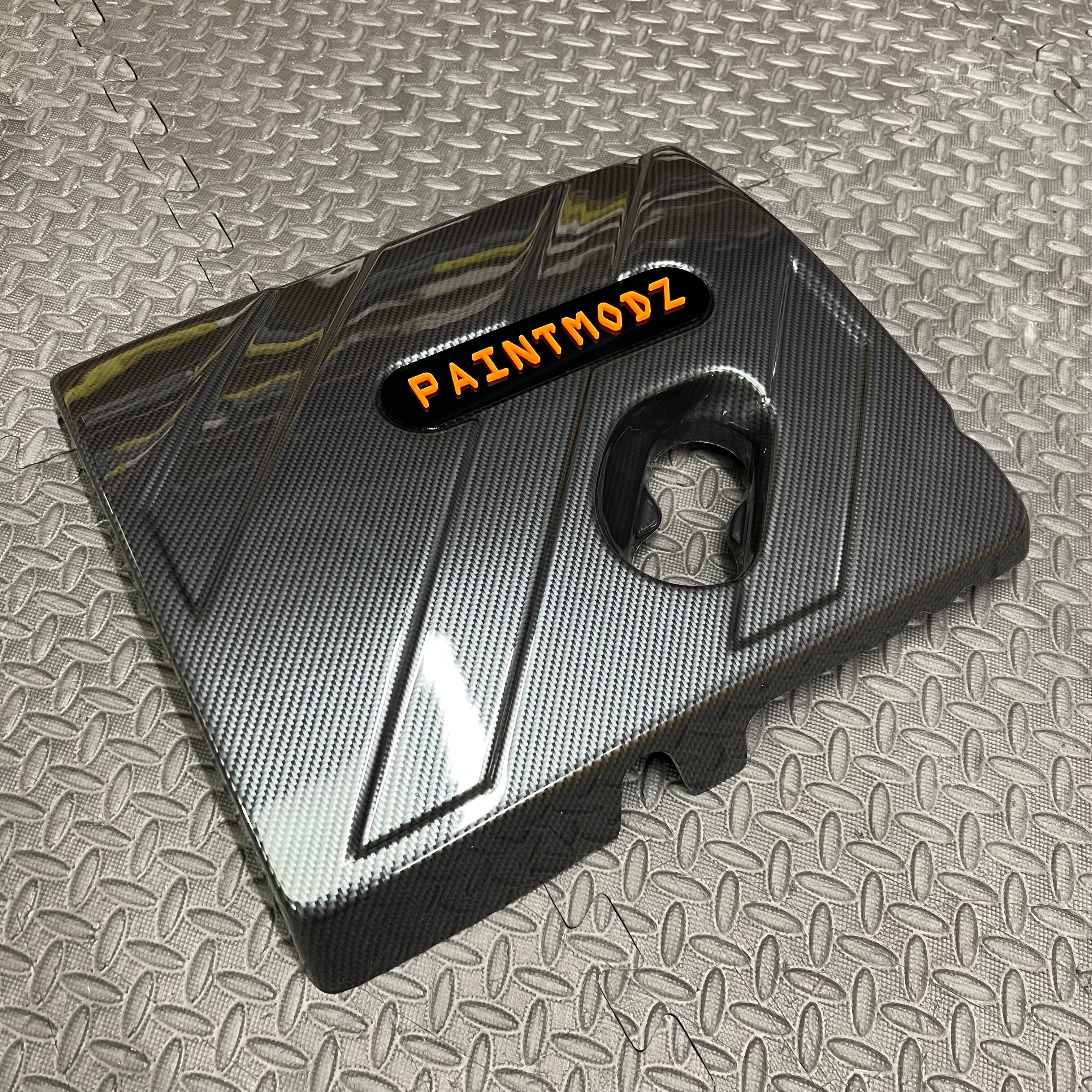 Proform Engine Cover - MK8/8.5 Fiesta ST & Mk2 Puma ST - Deluxe Carbon Fibre Effect Plastic With Orange/Gloss Black Badge Plate