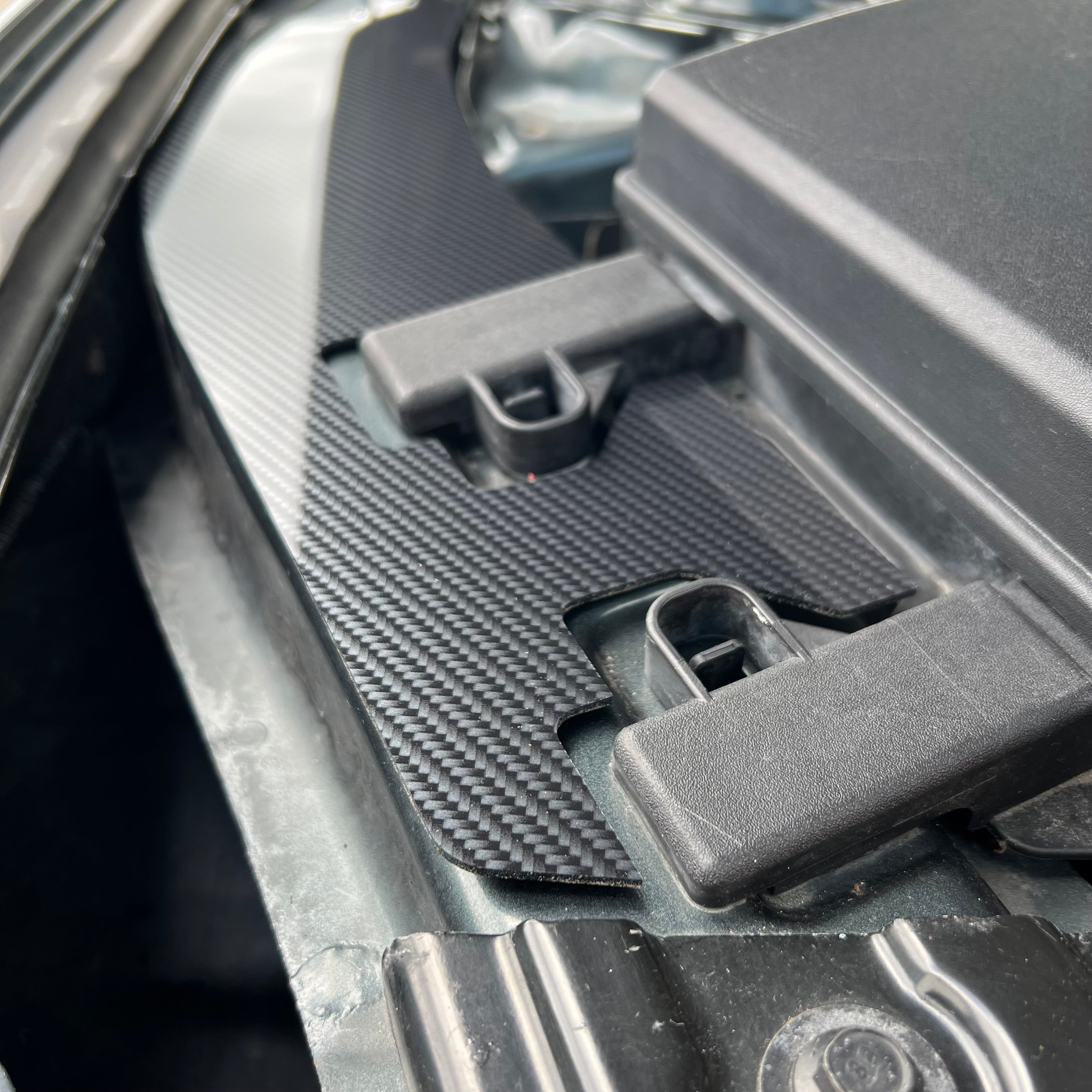 Mustang (6. Generation) Abdeckplatten für Innenkotflügel (Paar)