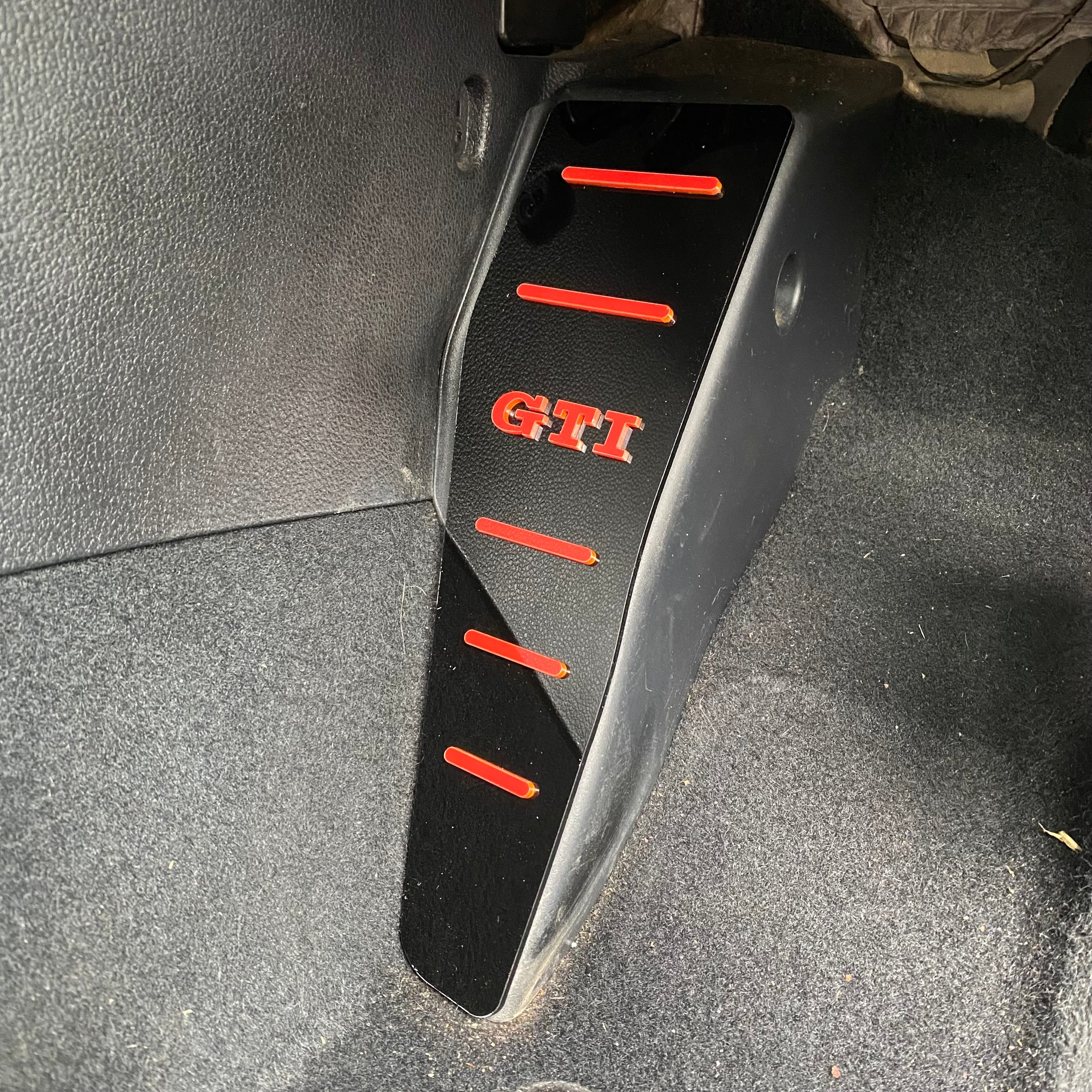 Mk7/7.5 Golf GTI / R (Automatik) Totpedal / Fußstützenplatte (4D Acryl)