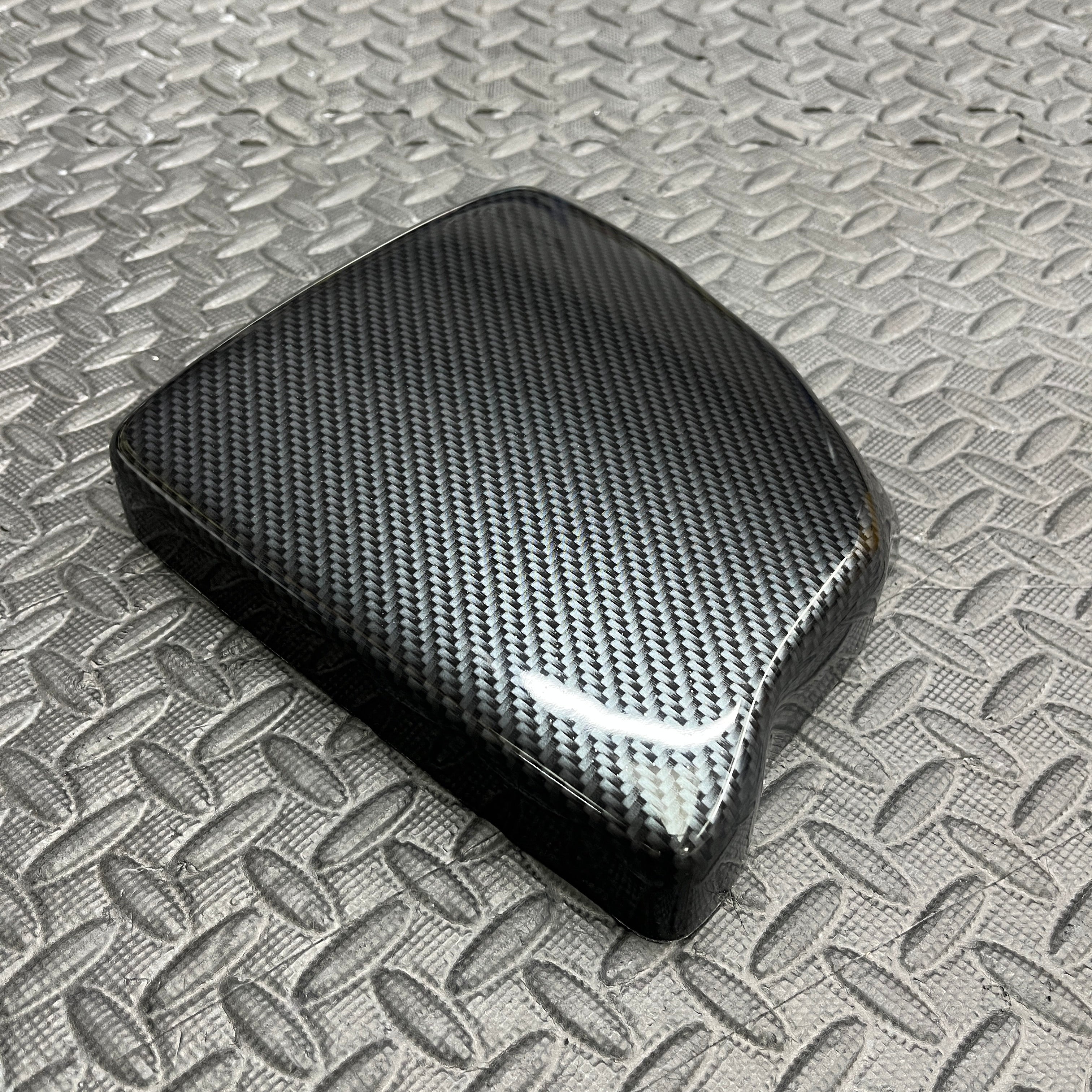 Proform Sicherungskastenabdeckung (Kunststoffoberflächen) – Mk7/7.5 Ford Fiesta