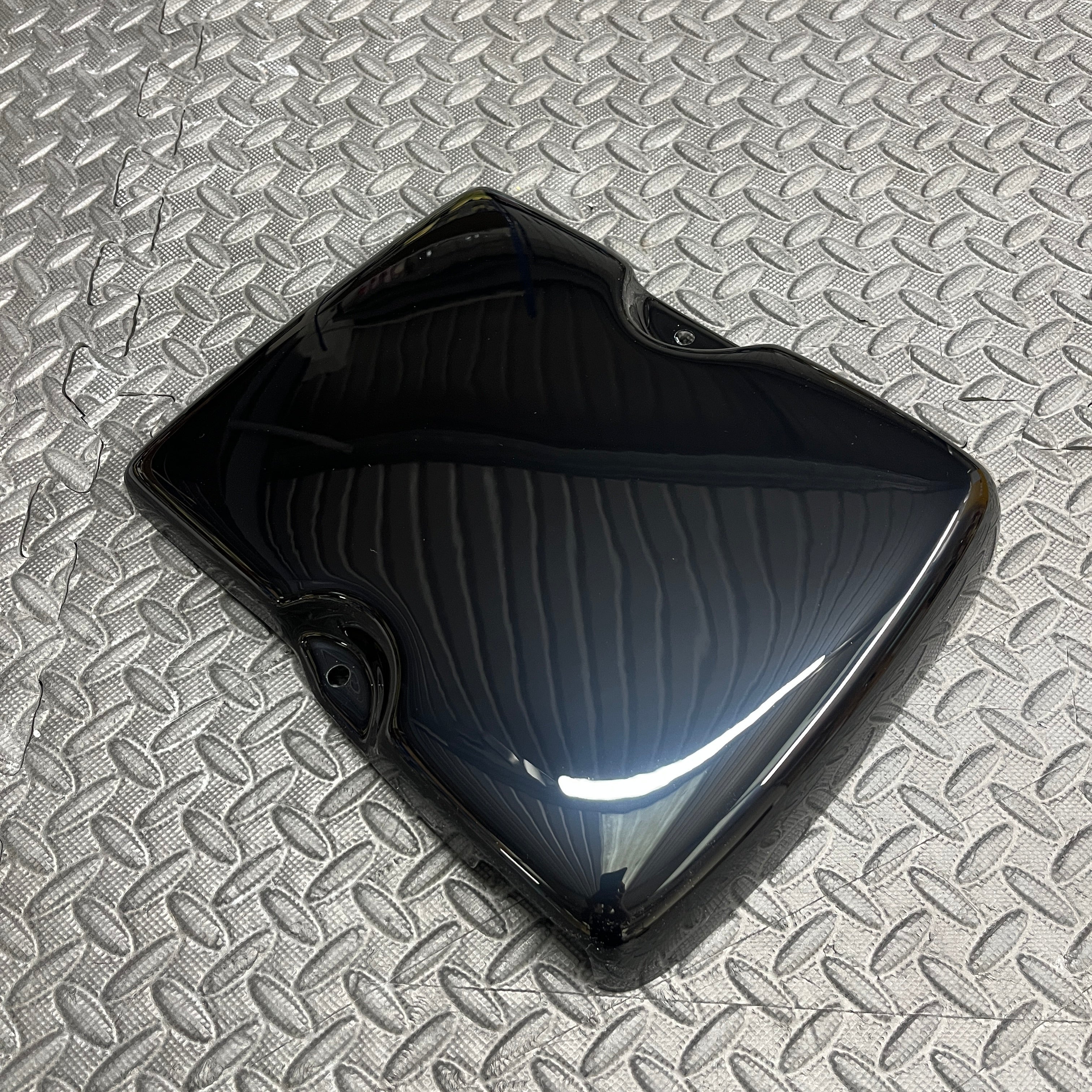 Proform-Batterieabdeckung – Mk8/8.5 Ford Fiesta und Mk2 Puma (Kunststoffoberflächen)