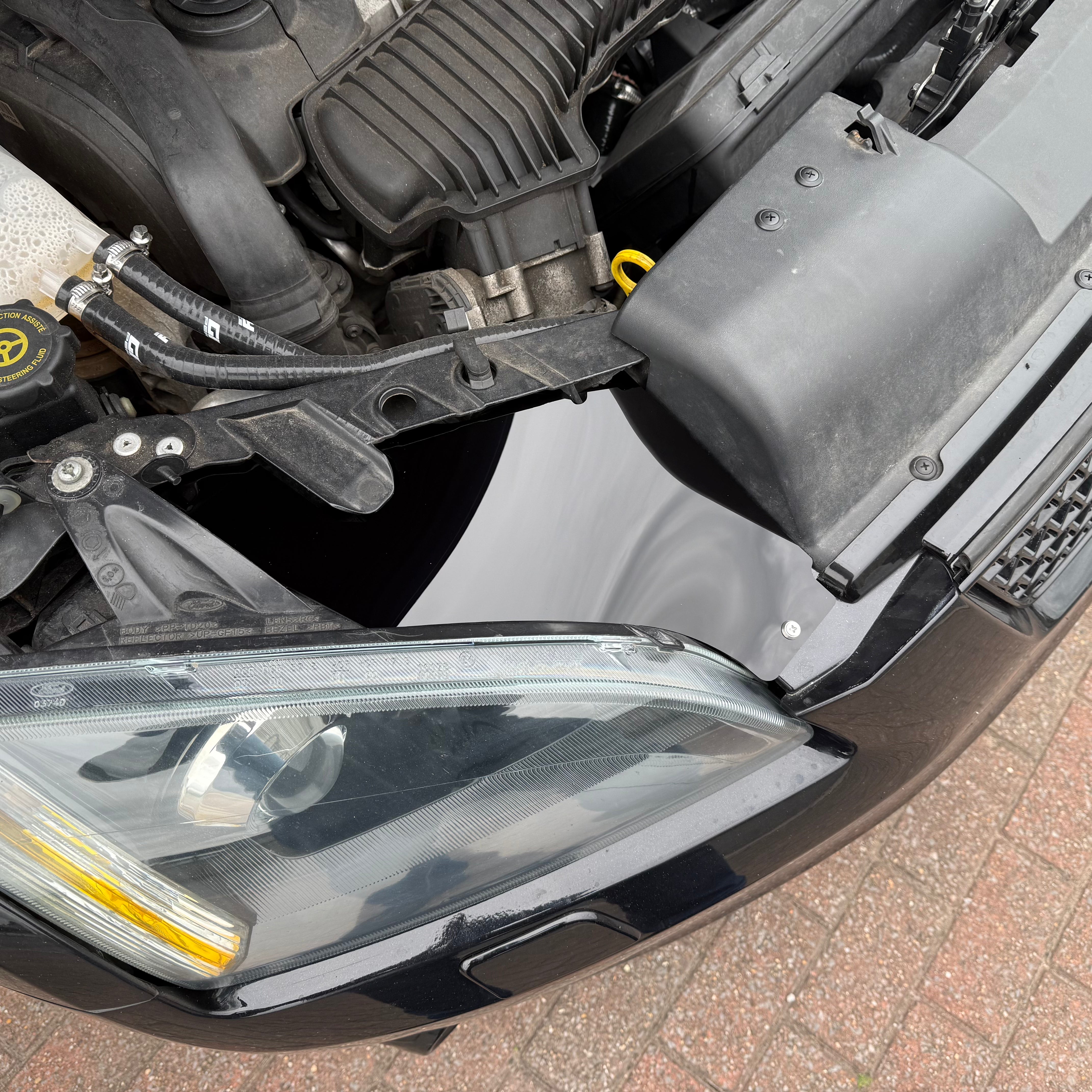 Proform Slam Panel Ends - Mk2 (Pre-Facelift) Gloss Black Plastic