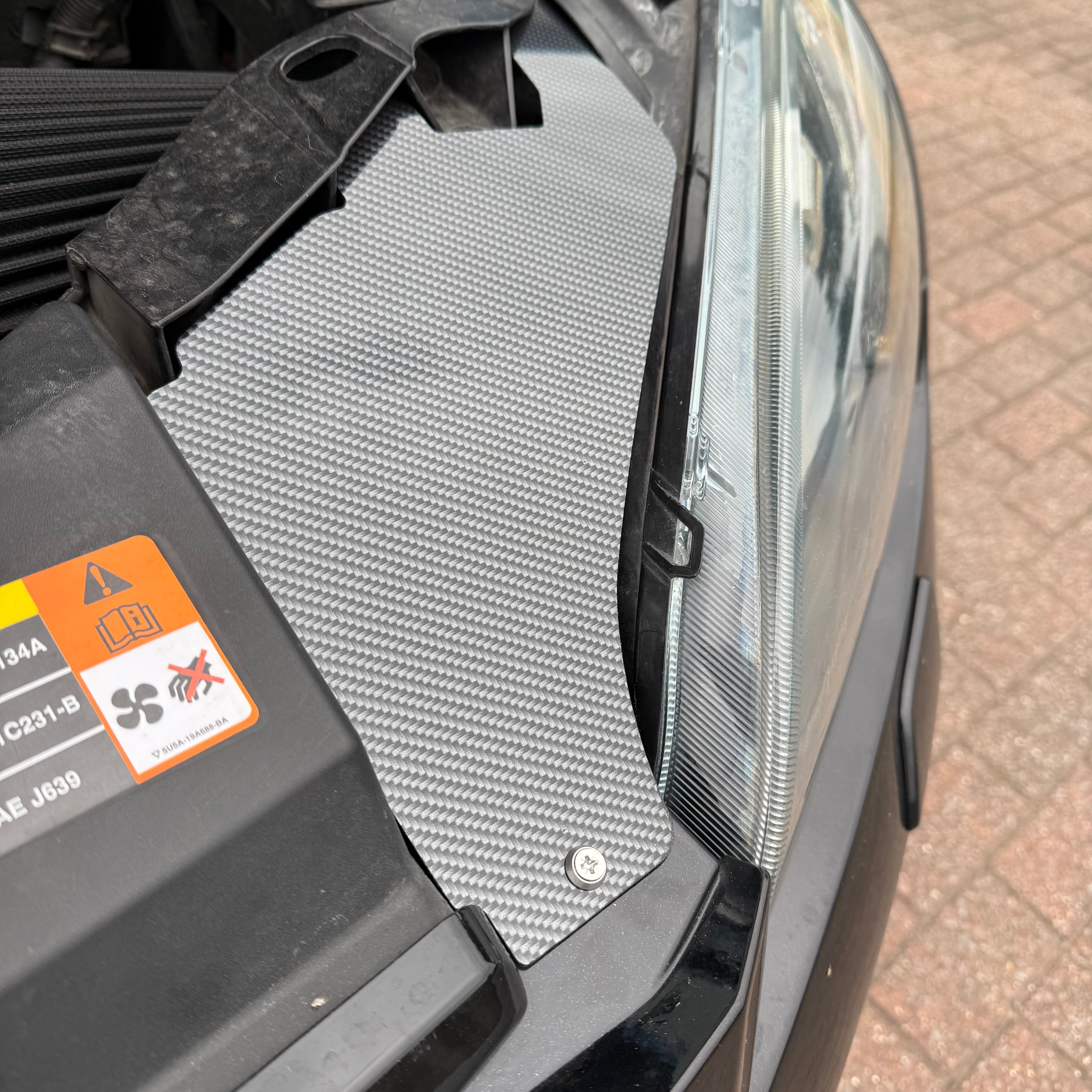 Proform Slam Panel Ends - Mk2 (Pre-Facelift) Deluxe Carbon Fibre Effect Plastic