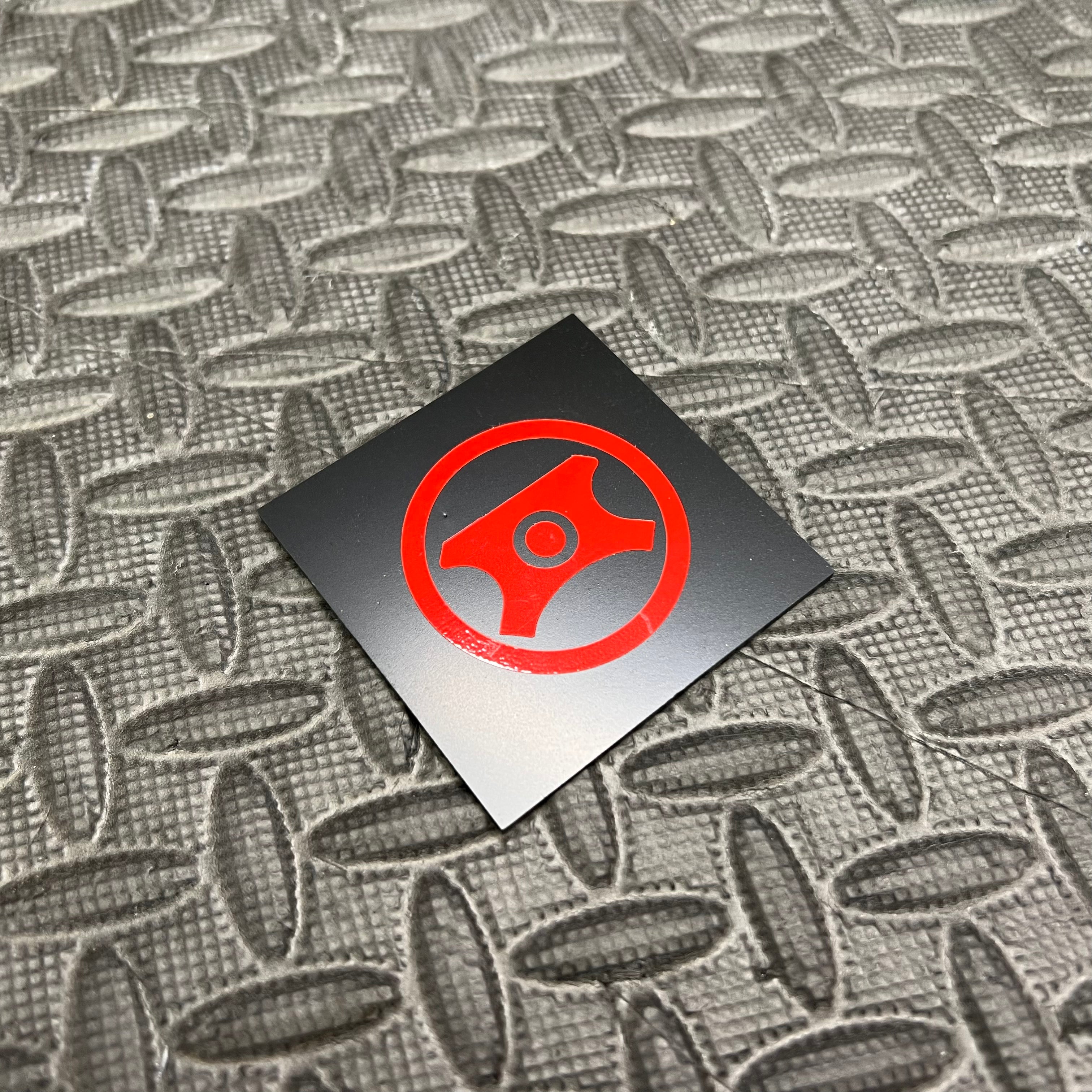 Autocollant en vinyle pour capuchon de direction assistée