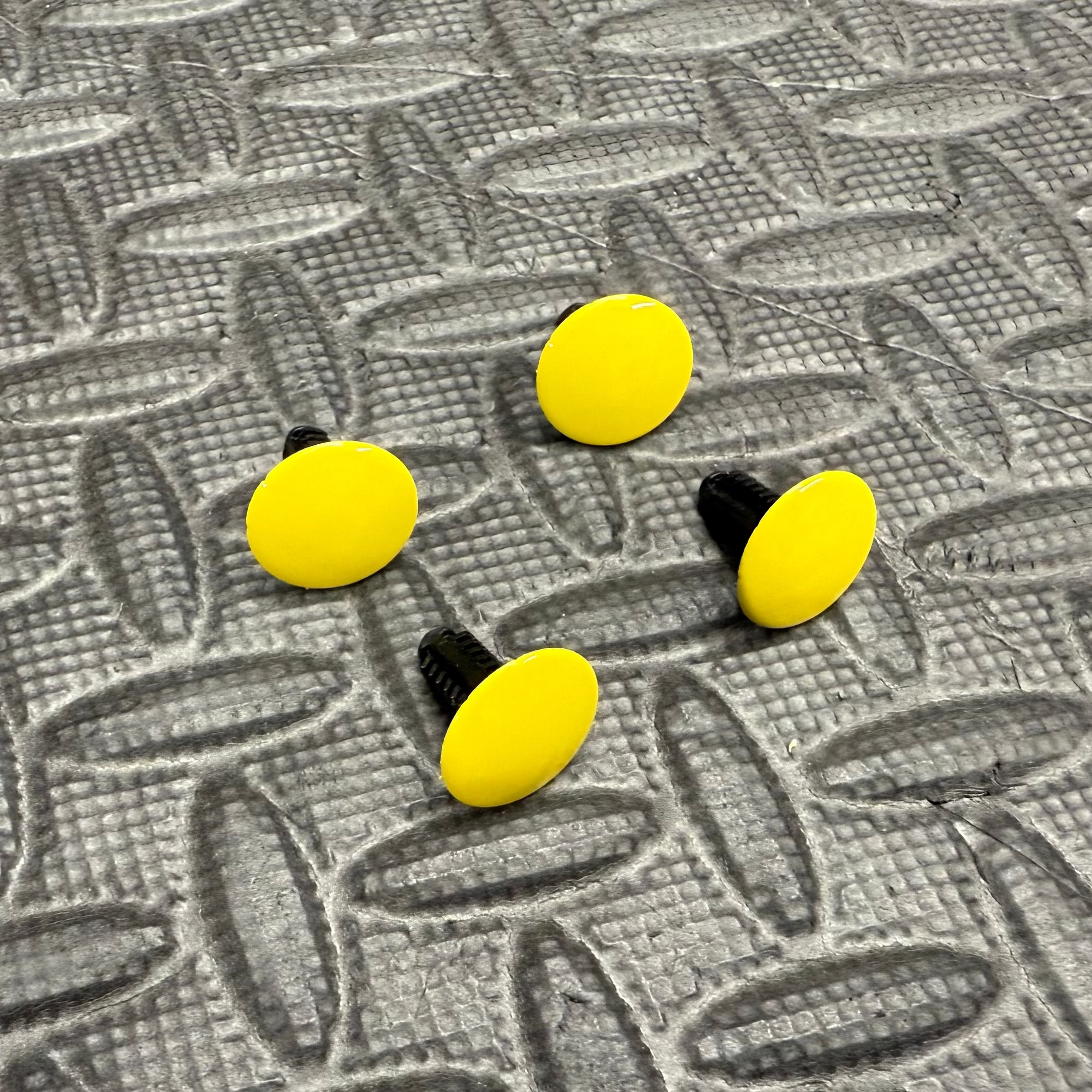 Slam Panel Push Screws (x4) - Mk3.5 Focus - Painted
